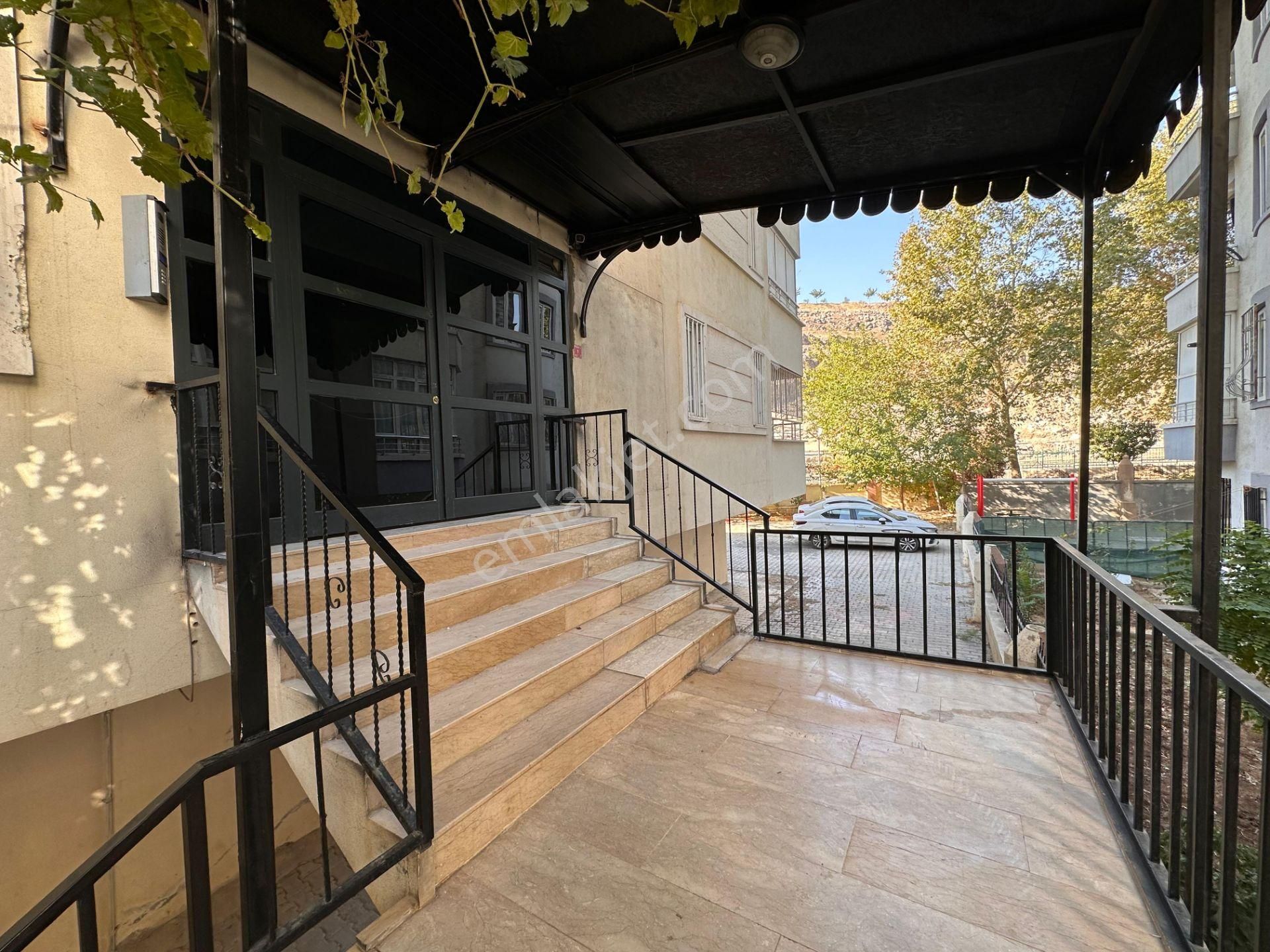 Akev Gayrimenkul'den Kköprü Akpiyar'da Ara Kat 3+1 Uygun Daire - Görsel 27