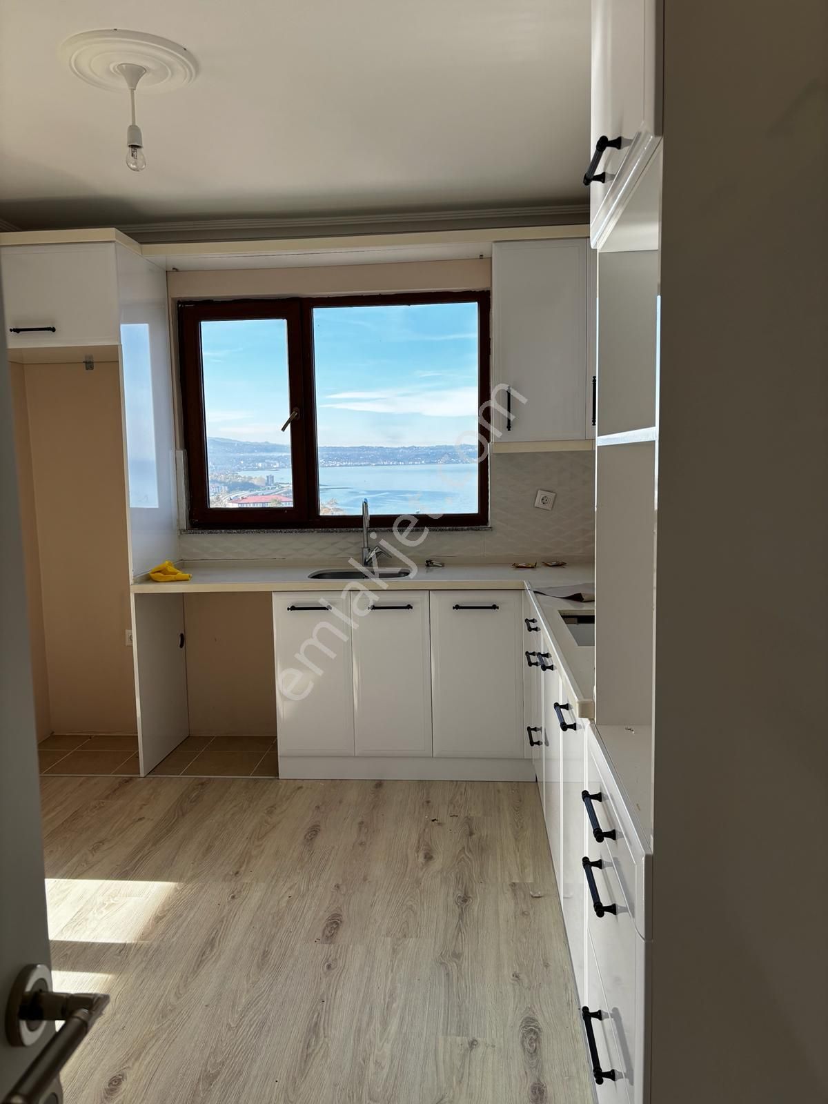 Vakfıkebir Yalıköy Mah. Site İçi Kiralık 3+1 Daire - Görsel 10