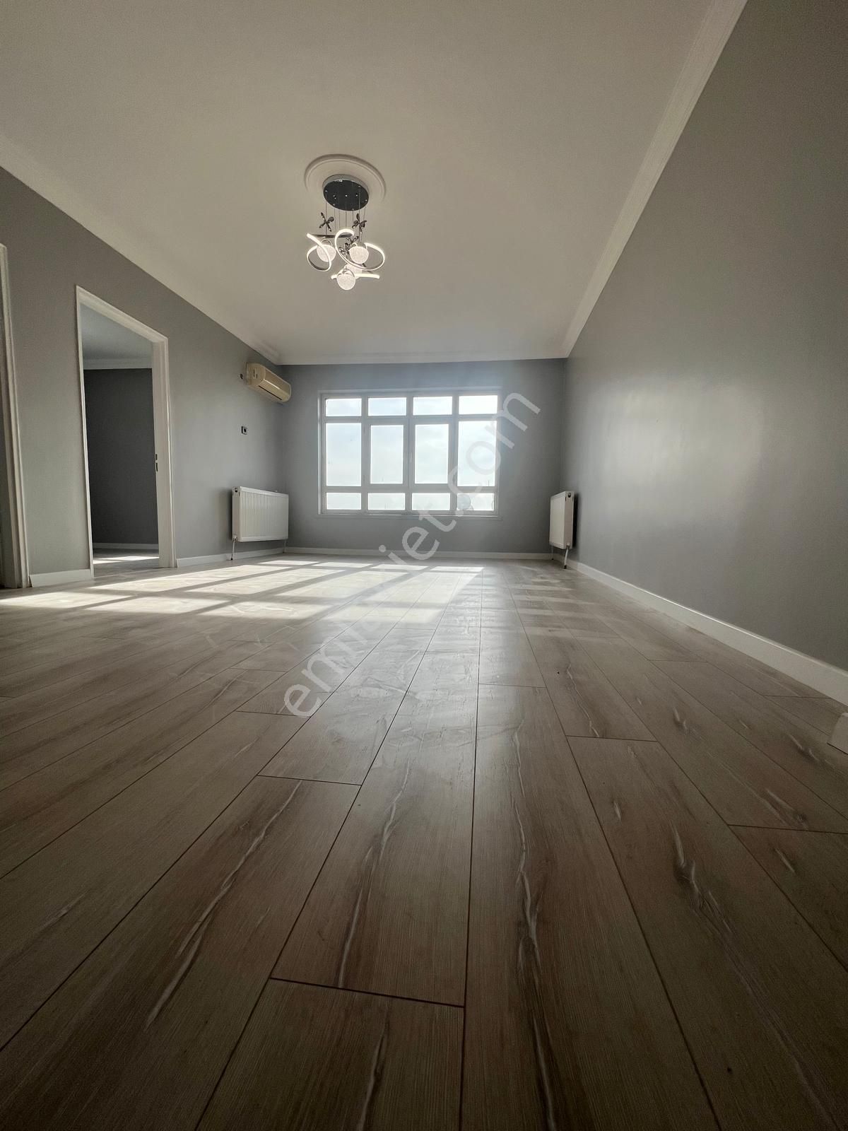 İncirli'de Cadde Üzeri Manzaralı Full+full Yapılı 3+1 Daire! - Görsel 9