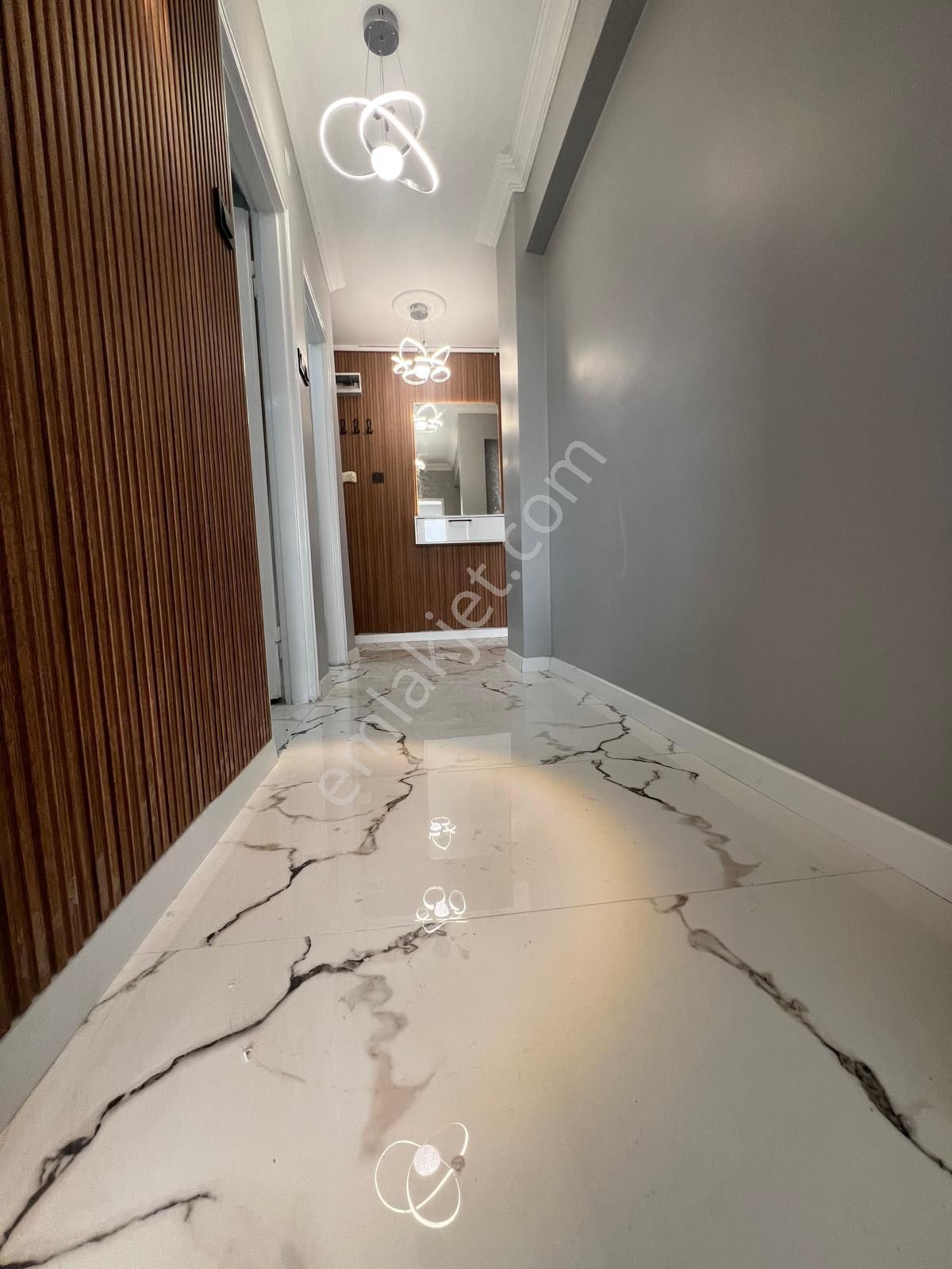 İncirli'de Cadde Üzeri Manzaralı Full+full Yapılı 3+1 Daire! - Görsel 25