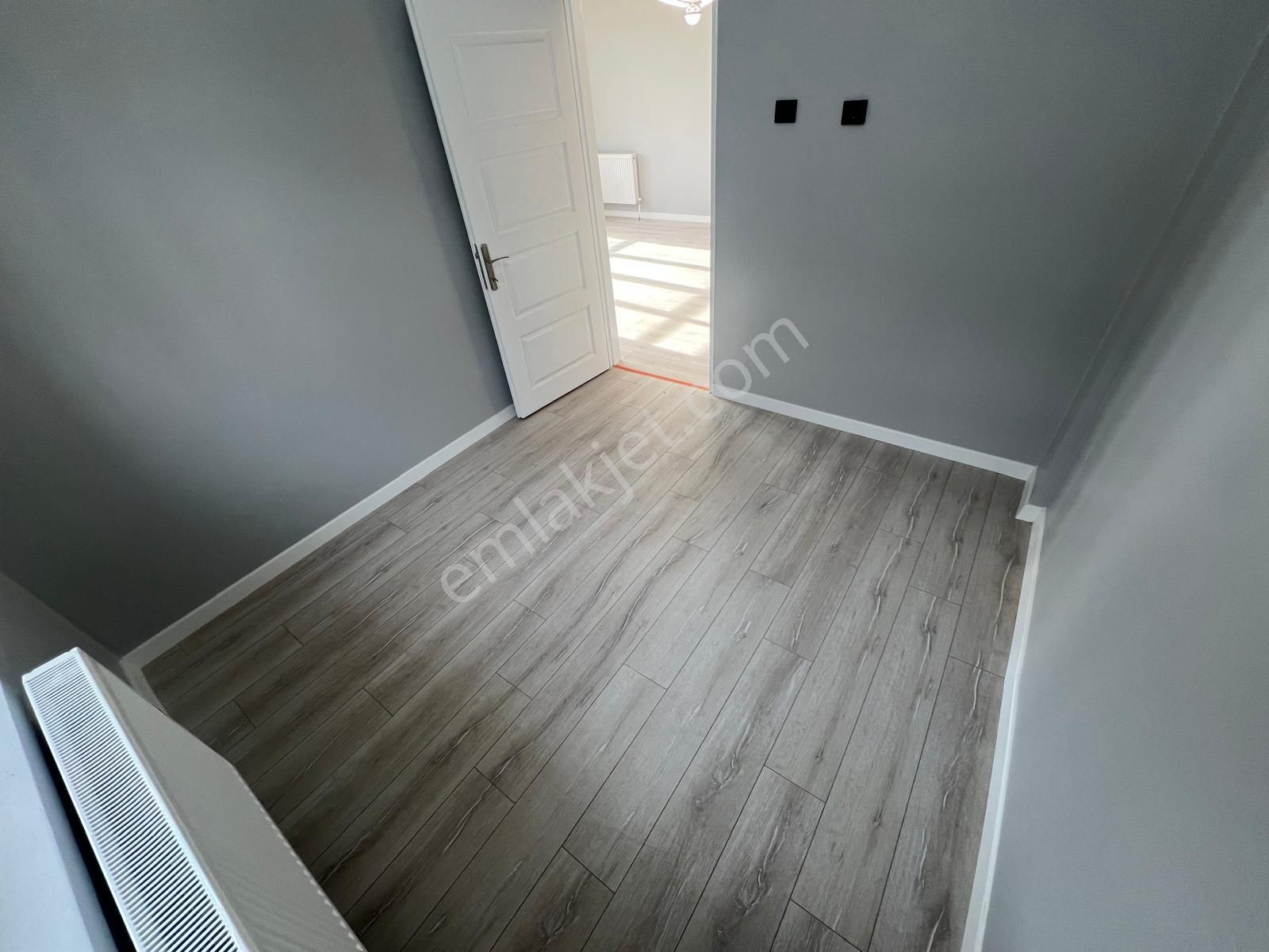 İncirli'de Cadde Üzeri Manzaralı Full+full Yapılı 3+1 Daire! - Görsel 19