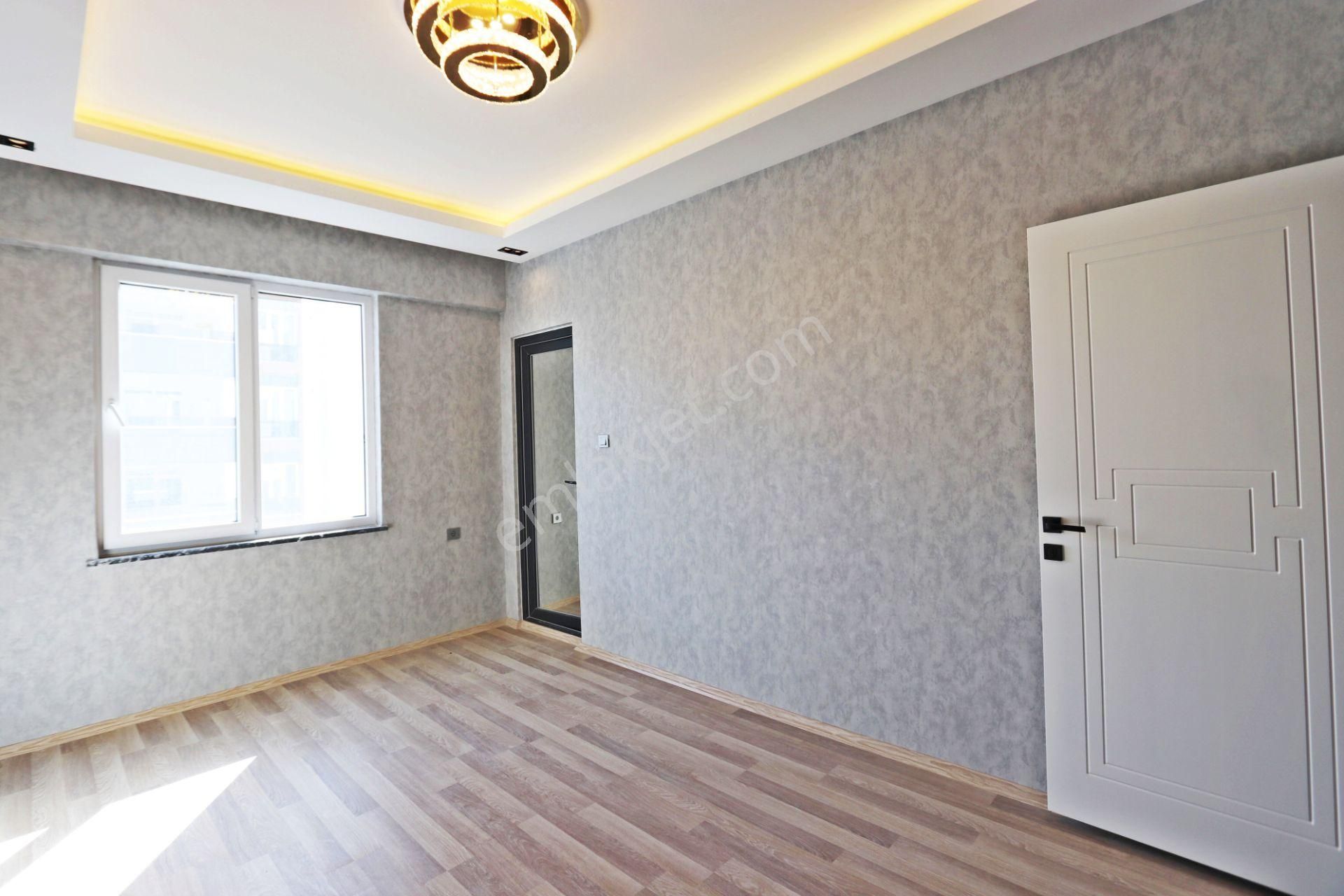 Belkız'da Modern Tasarımıyla Geniş Ultralüks 2,5+1 Daire - Görsel 16