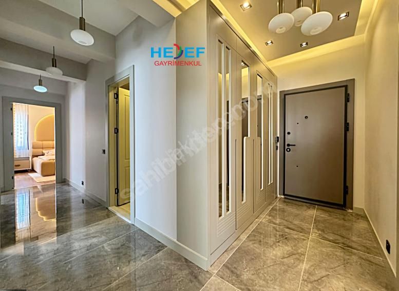 Hedef'ten Yaşardoğu Cad. Üzeri Gmk'ya Yakın Kapalı Otoparklı 4+1 - Görsel 18