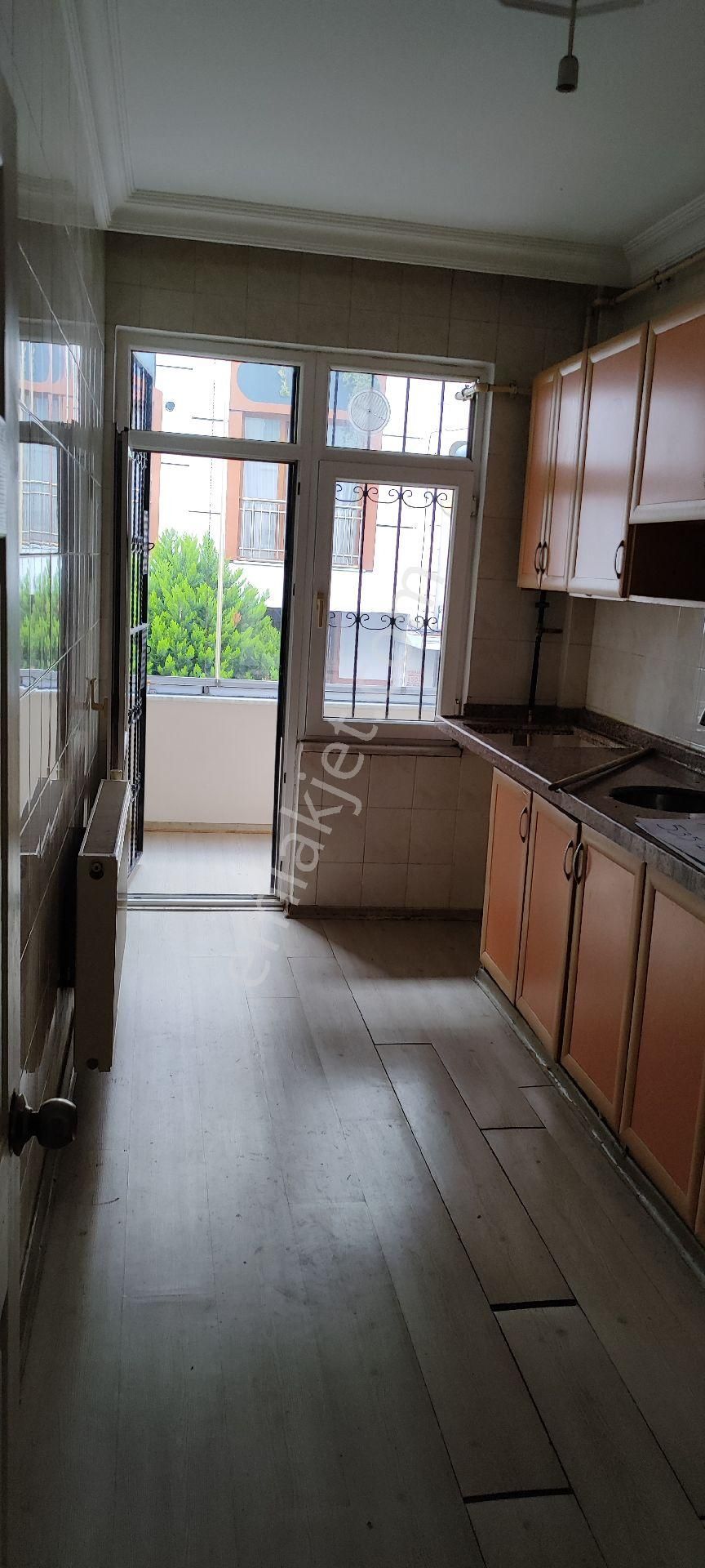 Sahibinden Metrobüse 8dk Mesefede 2+1 Kiralık Daire - Görsel 18