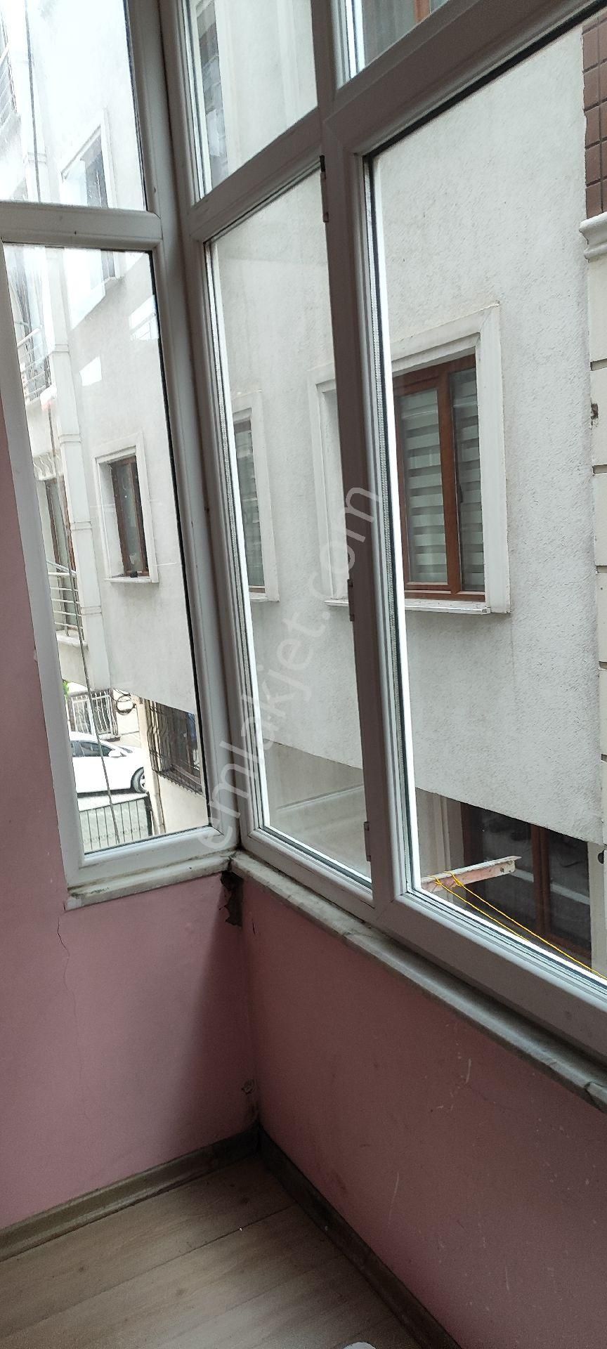 Sahibinden Metrobüse 8dk Mesefede 2+1 Kiralık Daire