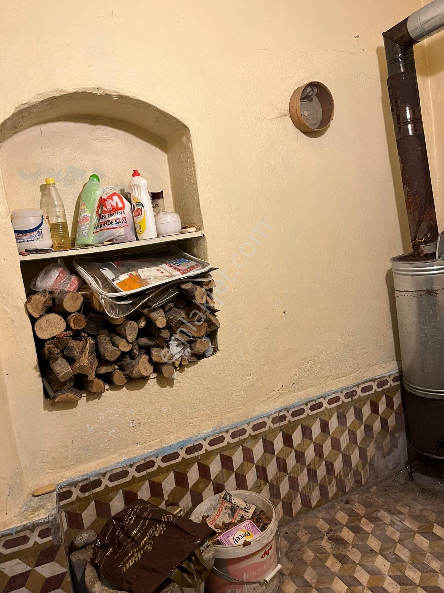 Havran Merkezde Müştemalatlı Müstakil Ev - Görsel 6