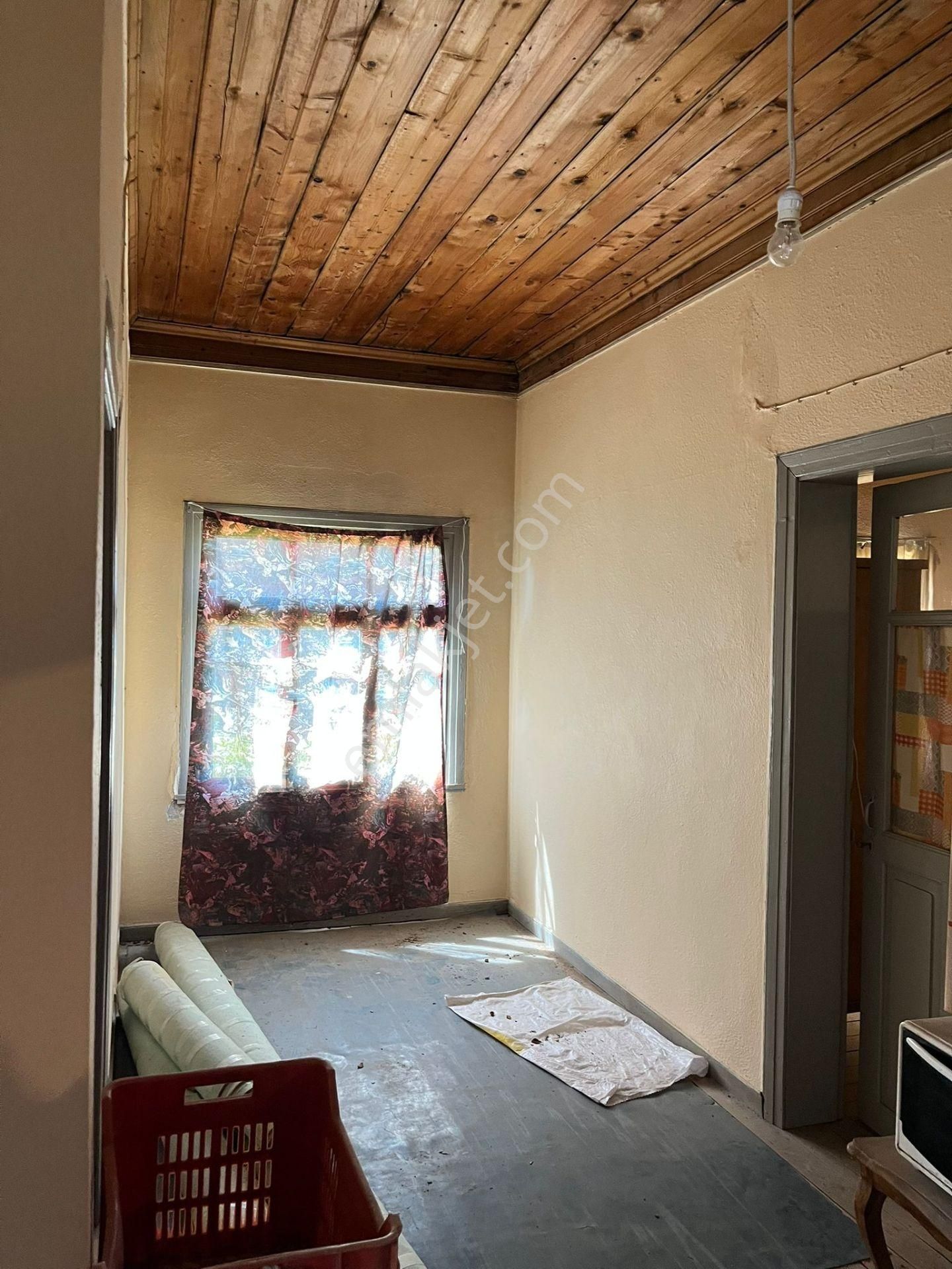 Havran Merkezde Müştemalatlı Müstakil Ev - Görsel 12