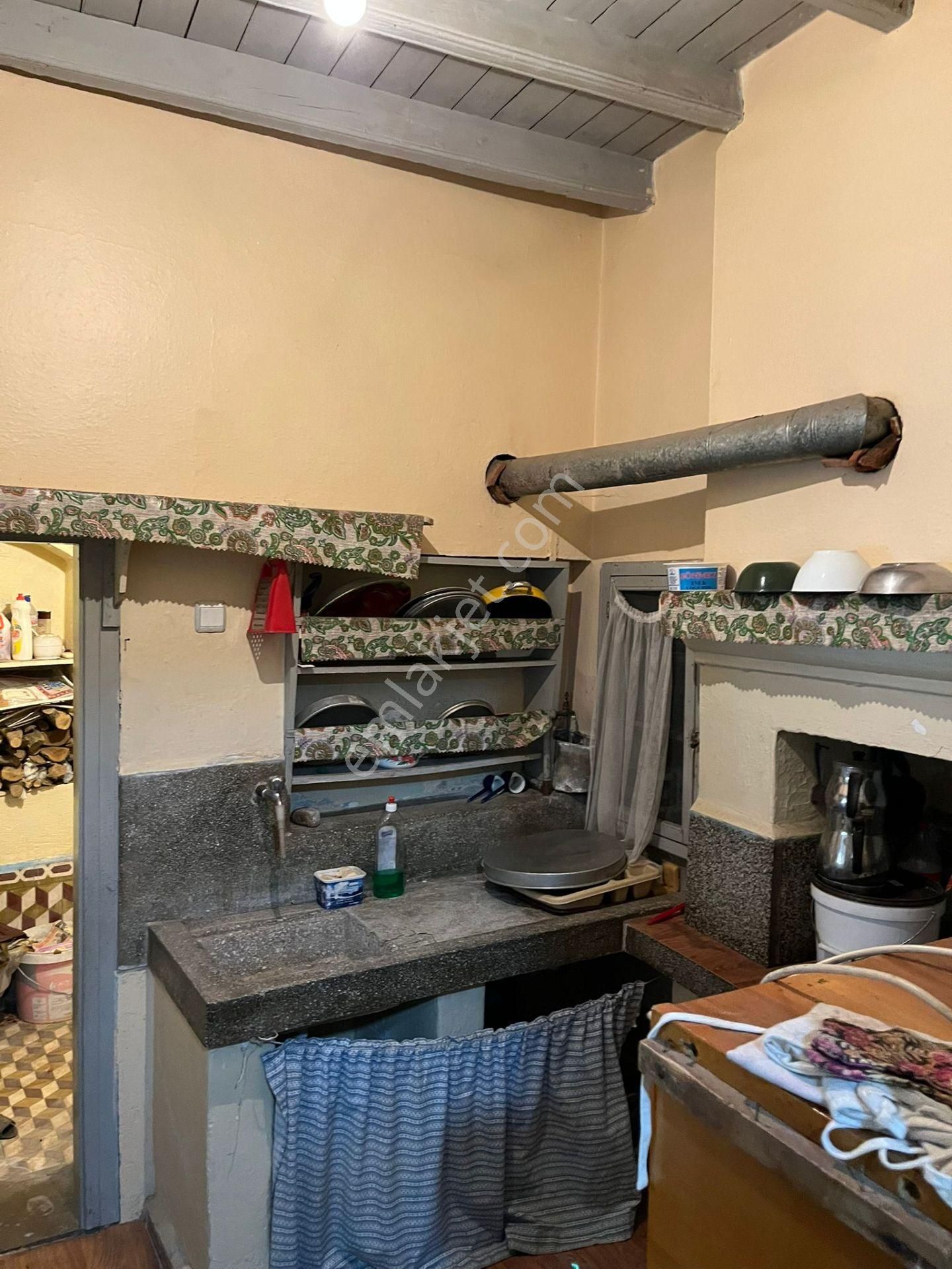 Havran Merkezde Müştemalatlı Müstakil Ev - Görsel 10