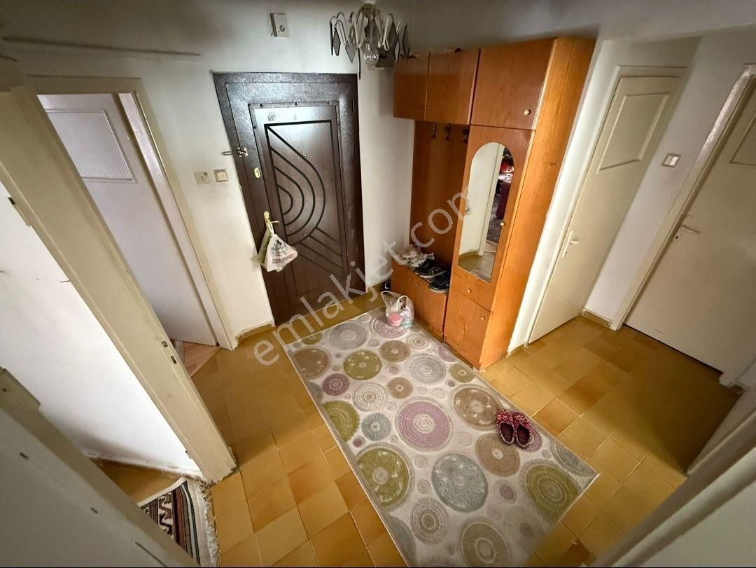 Keçiörenin En Merkezi Konumunda 3+1 Fırsat Daire - Görsel 5