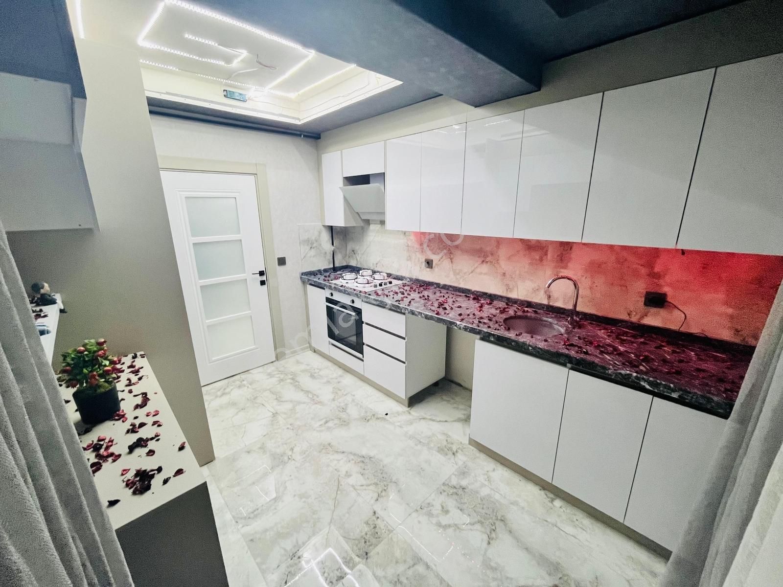 Yuvam'dan Menderesin Kalbinde Lüx Yapılı Şook Fiyata Daire - Görsel 13