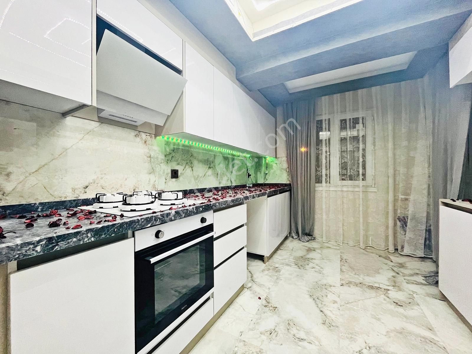 Yuvam'dan Menderesin Kalbinde Lüx Yapılı Şook Fiyata Daire