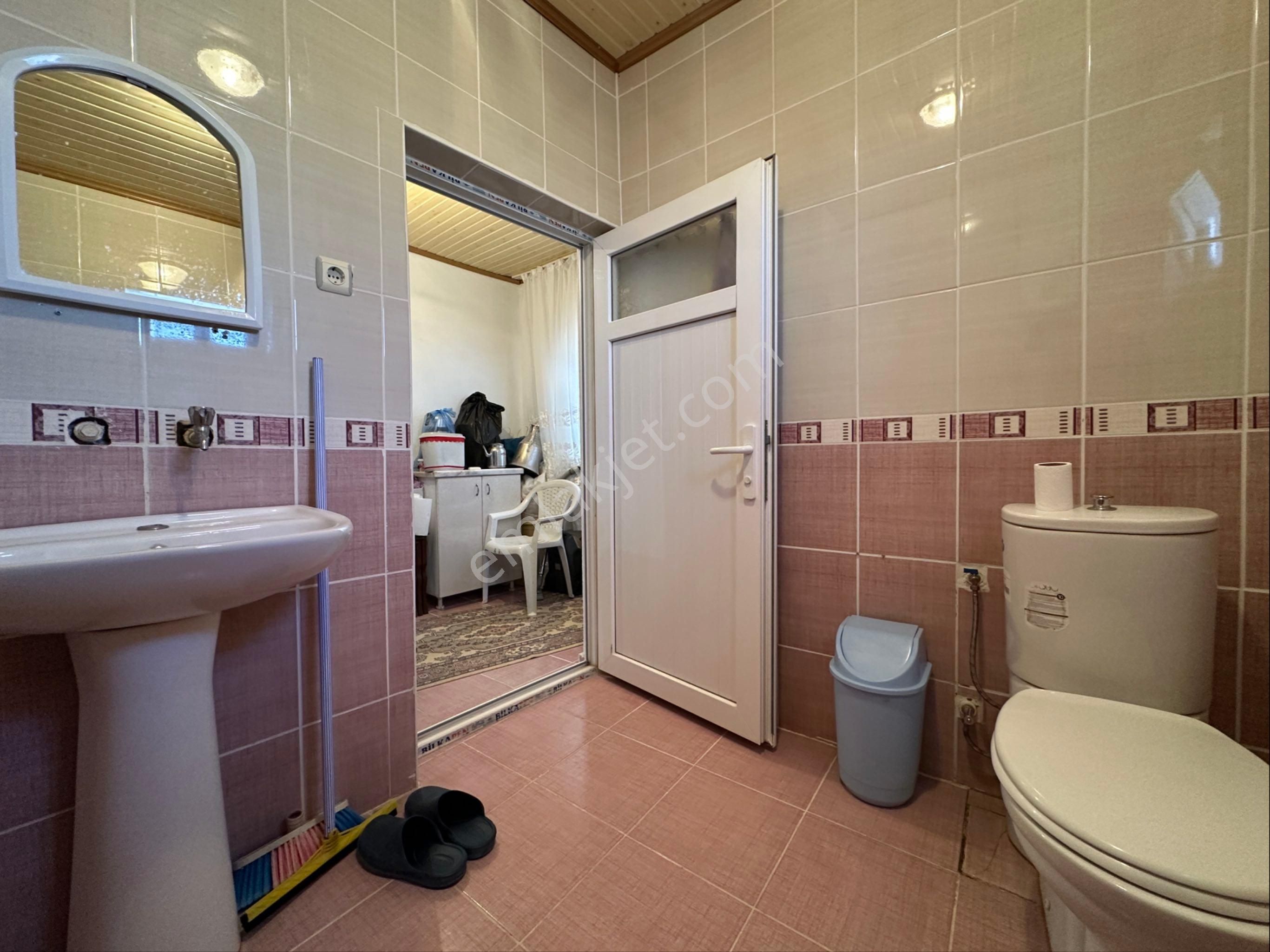 Kırşehir Toklumen Köyünde 557 M2 Arsa İçinde 2+1 100 M2 Satılık Ev - Görsel 22