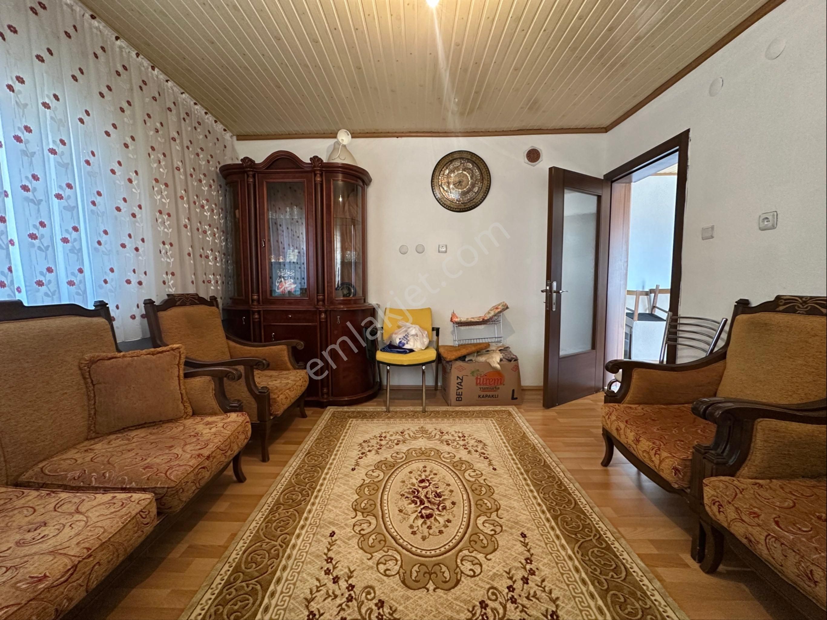 Kırşehir Toklumen Köyünde 557 M2 Arsa İçinde 2+1 100 M2 Satılık Ev - Görsel 30