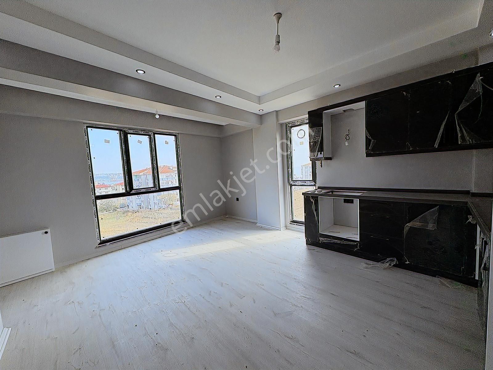 Karaca'dan Altınova Mah.'de Sıfır 1+1 Deniz Manzaralı Kiralık - Görsel 19