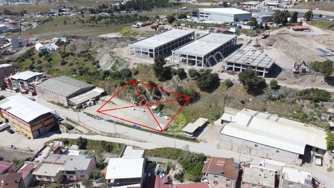 Bornova Kavaklıdere'de 2420 M2 Depo Ve İmalathane İmarlı Arsa - Görsel 4