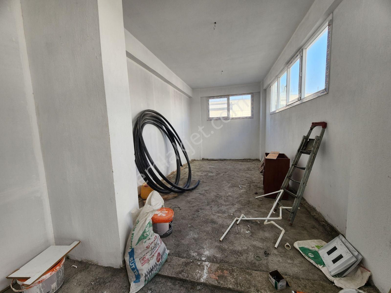 Bornova Doğanlar Kiralık Sıfır 200m2 Atölye-iş Yeri - Görsel 2