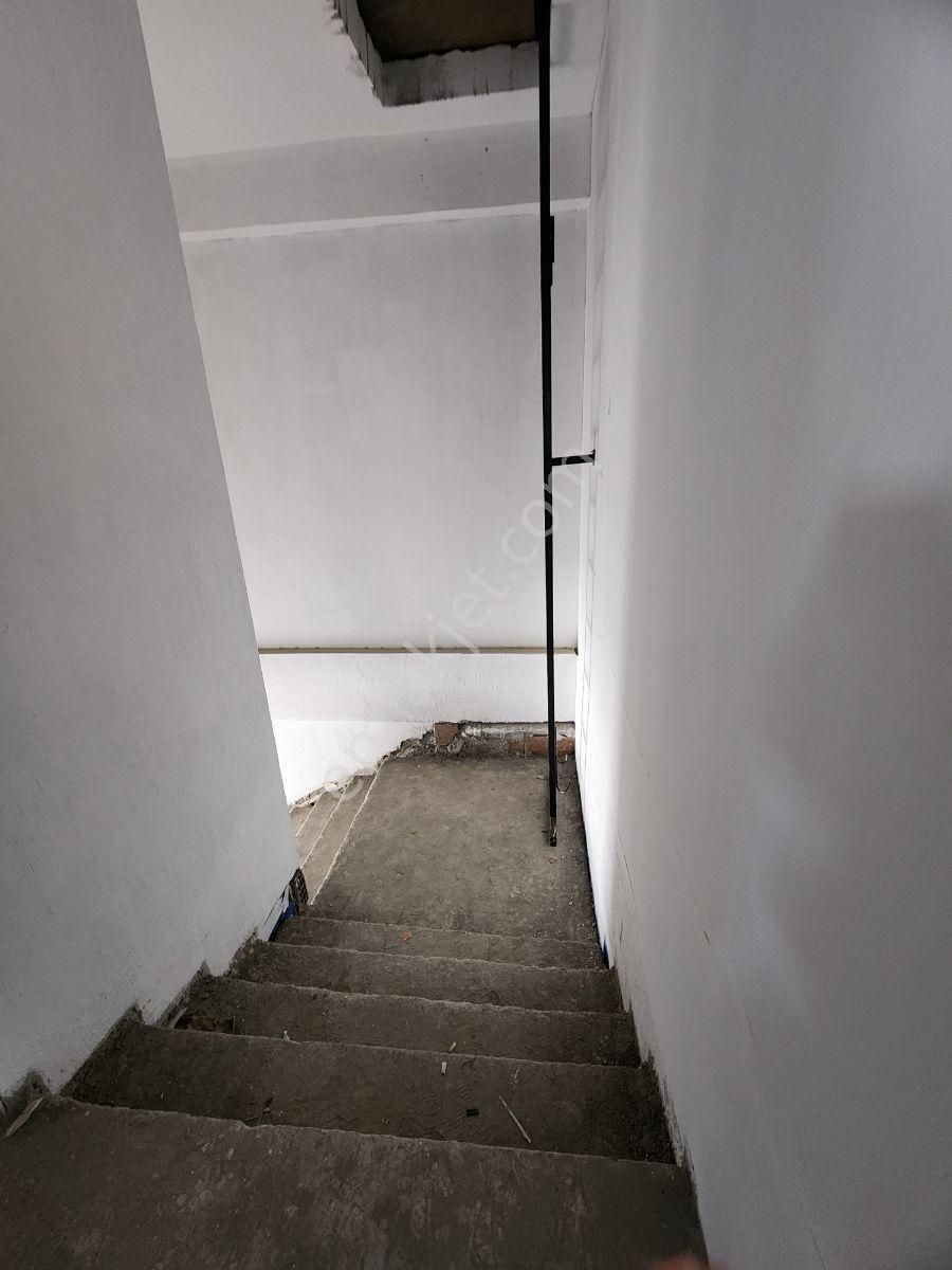 Bornova Doğanlar Kiralık Sıfır 200m2 Atölye-iş Yeri - Görsel 8