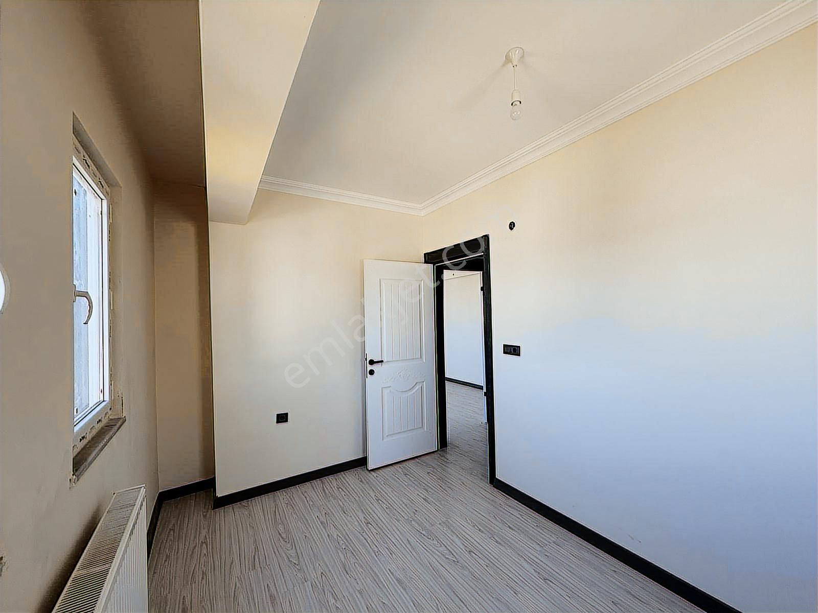 Karaca'dan Fırsat Villa Namık Kemal Mah. 6+1 - Görsel 18