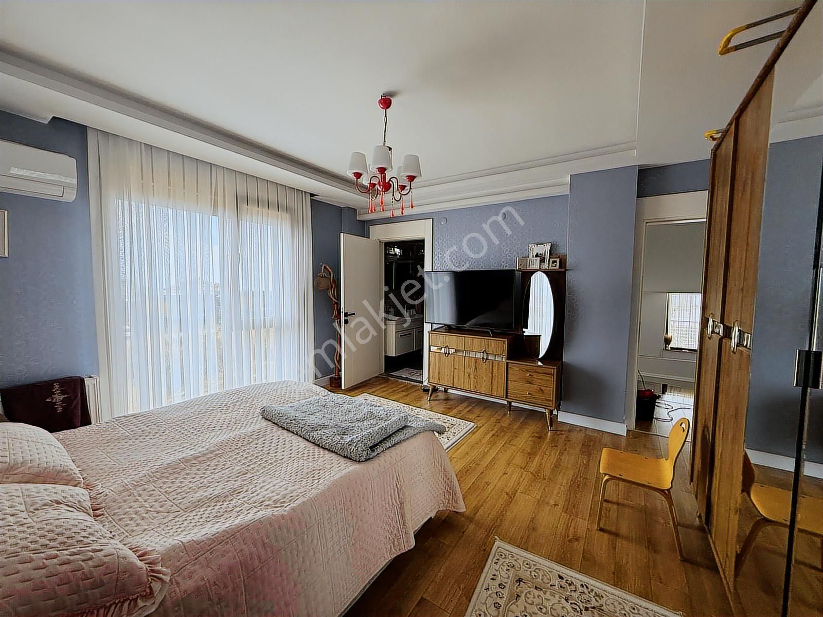 Karaca'dan Atatürk Mahallesi'nde Havuzlu, 4 Katlı Satılık Villa - Görsel 13