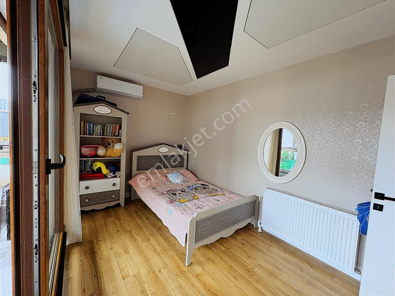 Karaca'dan Atatürk Mahallesi'nde Havuzlu, 4 Katlı Satılık Villa - Görsel 14