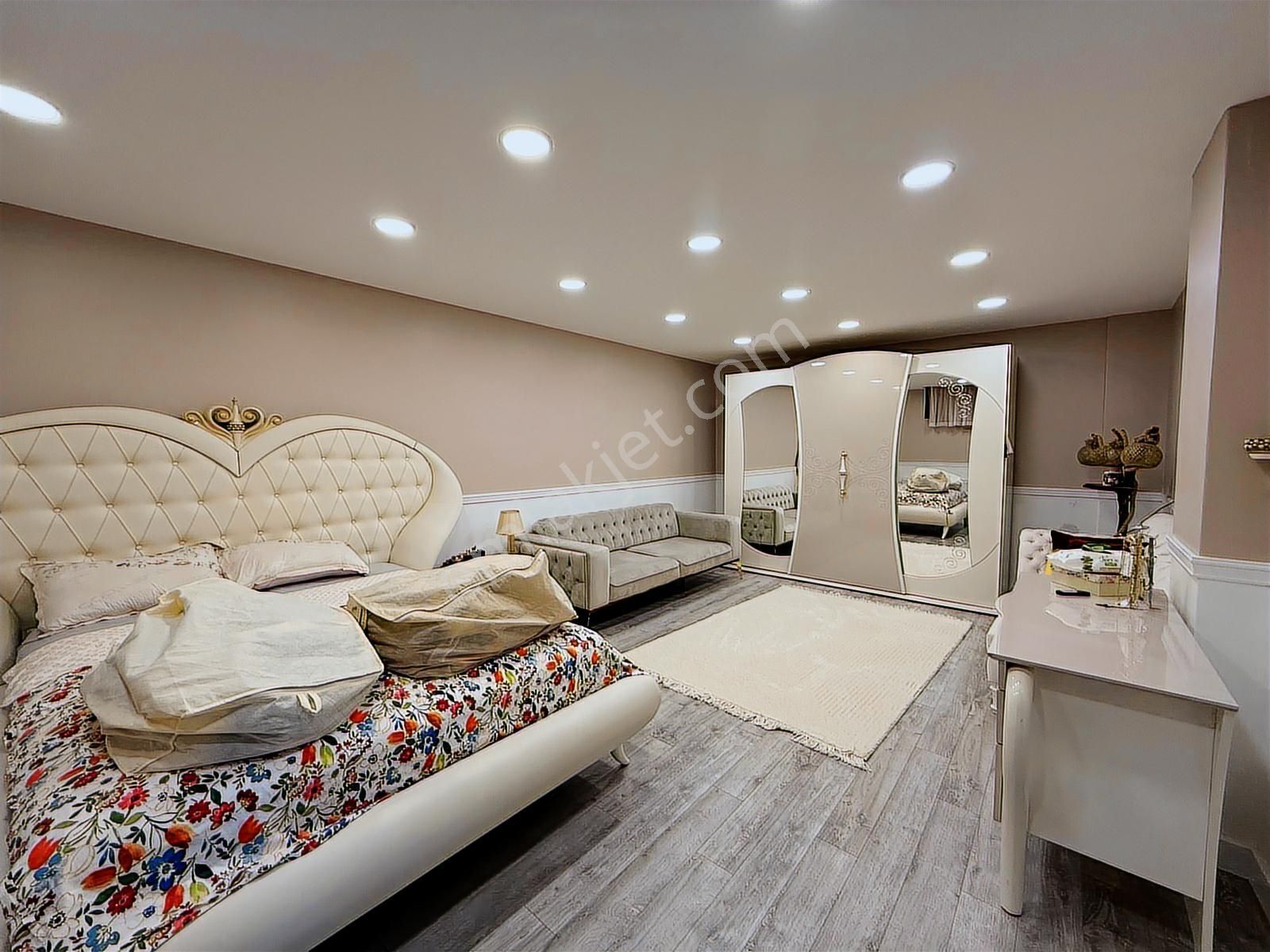 Karaca'dan Atatürk Mahallesi'nde Havuzlu, 4 Katlı Satılık Villa - Görsel 31