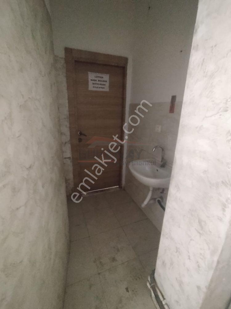 Güvenay - Çorum Yavruturna Bahabey Caddesi Arkası'nda Köşe Başı 275 M² Satılık Dükkan! - Görsel 10