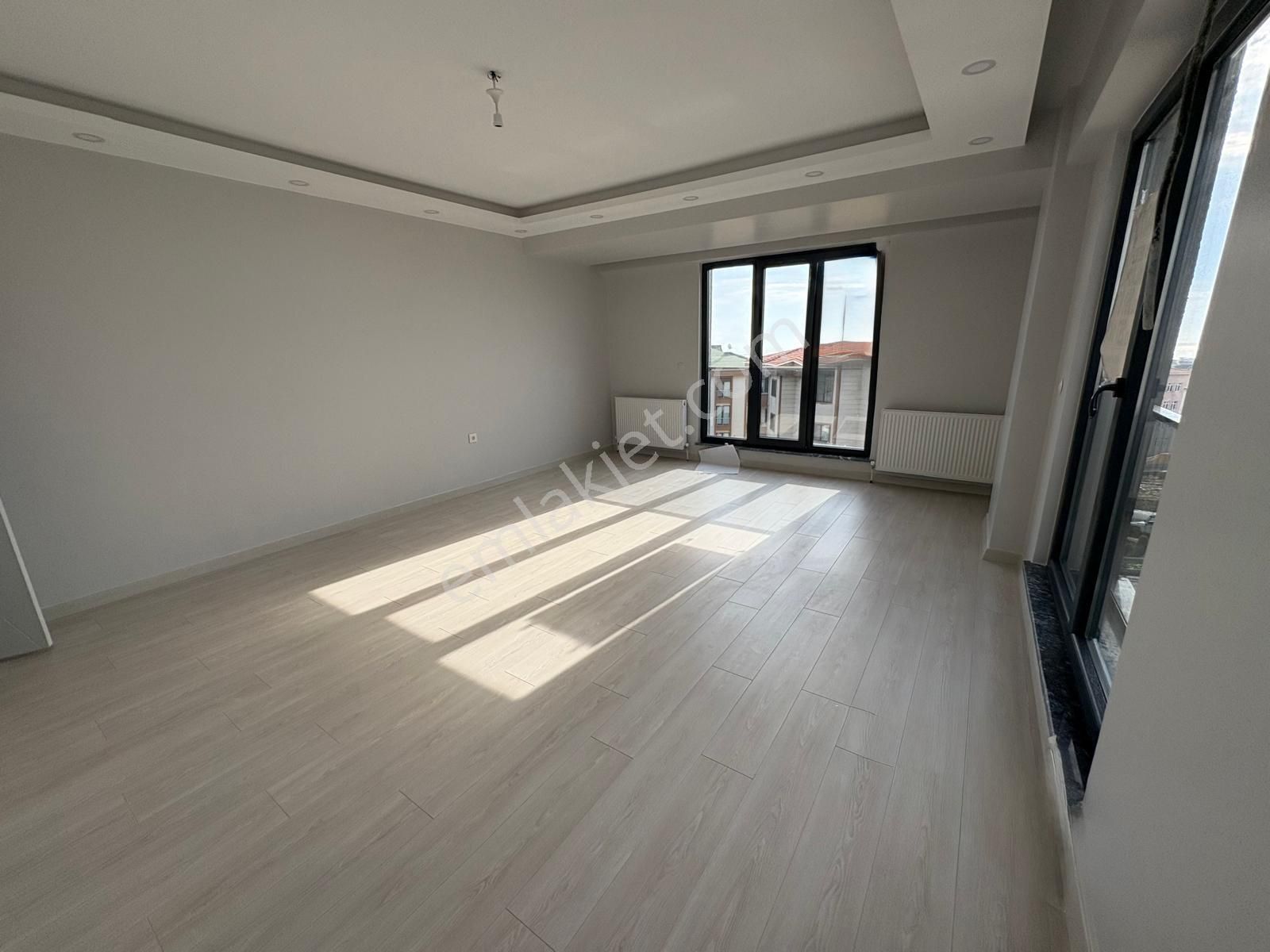 Karaca'dan Atatürk Ana Cadde Üzere 3+1 Satılık Daire - Görsel 2