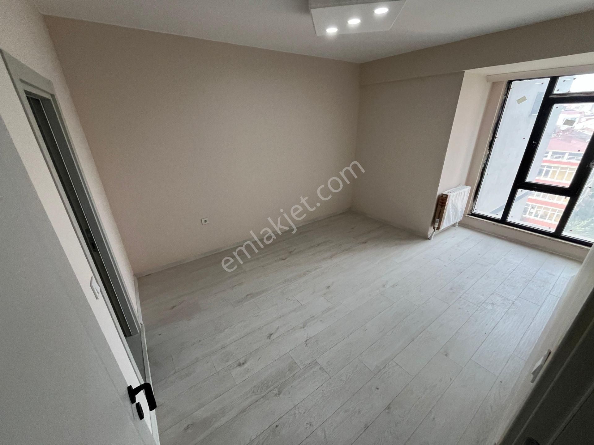 Meydan Plusta 3+1 Sıfır Lüx Otoparklı Güvenlikli Ara Katlar - Görsel 12