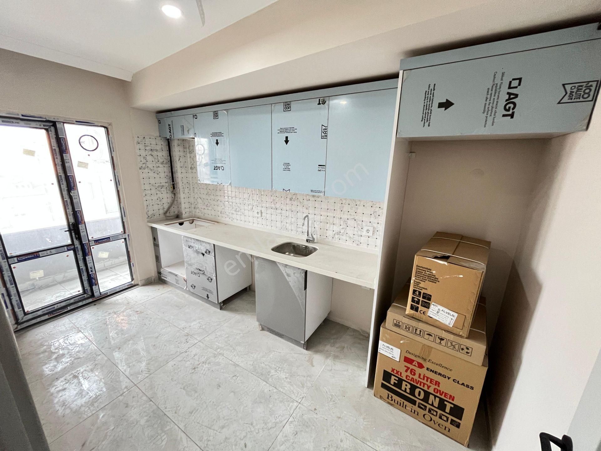 Meydan Plusta 3+1 Sıfır Lüx Otoparklı Güvenlikli Ara Katlar - Görsel 8