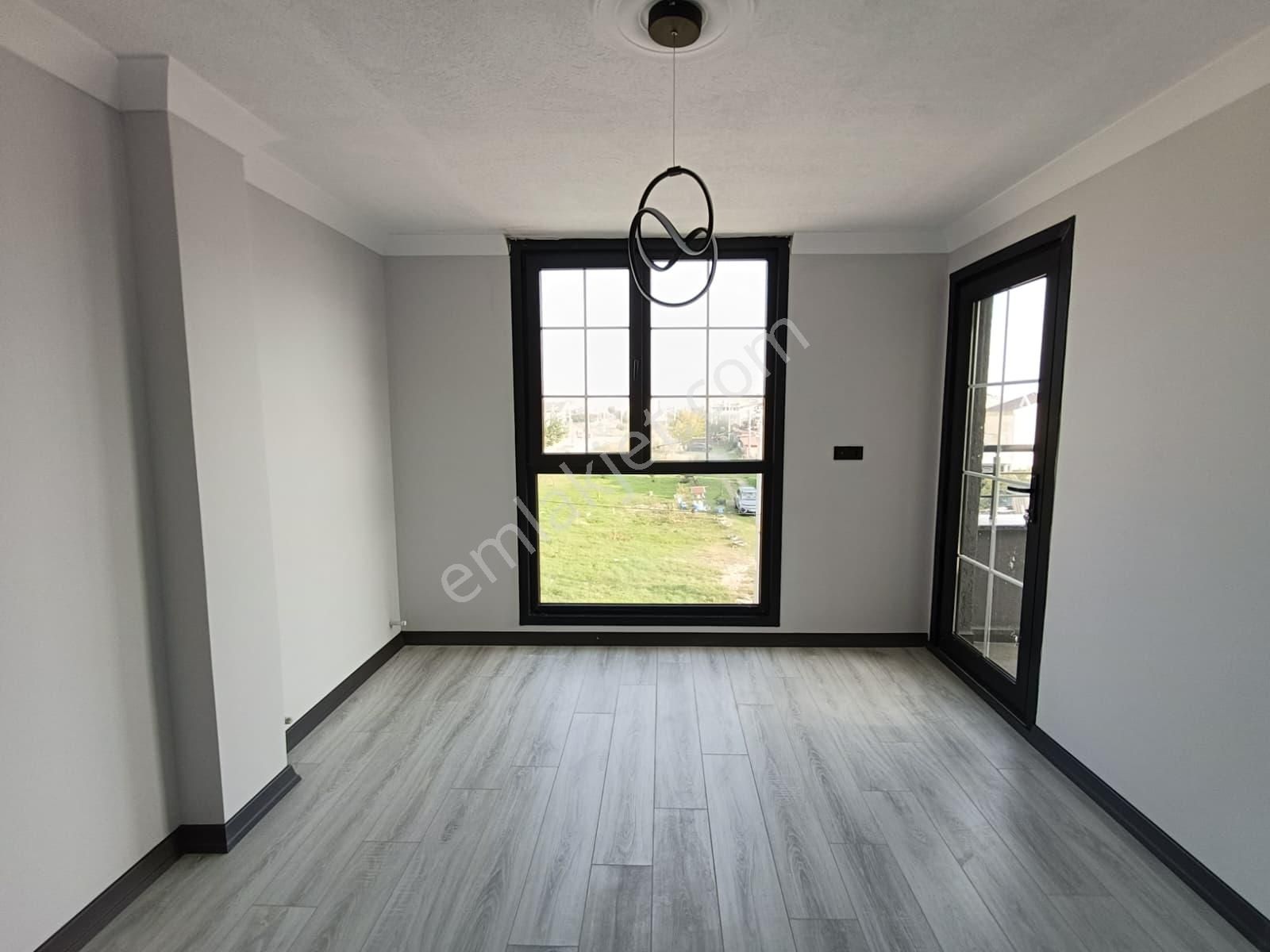 Karaca'dan Yeniçiftlik Mah.de 4+1 170m2 Triplex Sıfır Villa - Görsel 10