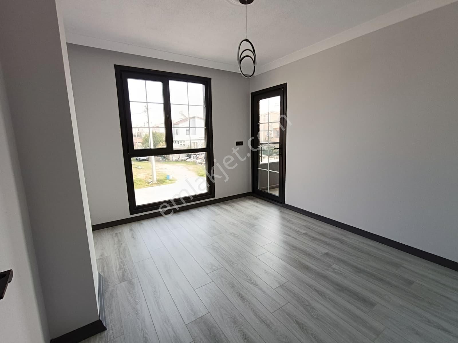 Karaca'dan Yeniçiftlik Mah.de 4+1 170m2 Triplex Sıfır Villa - Görsel 27