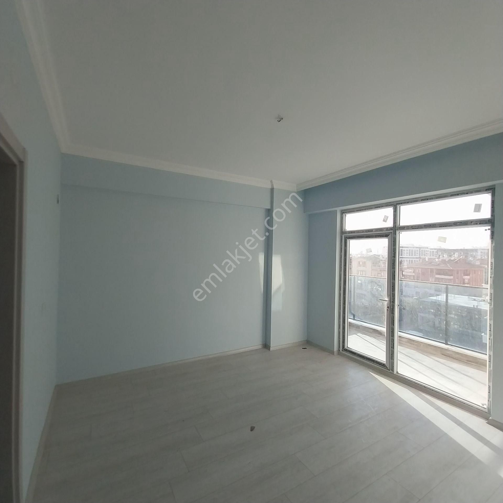 Meram Uluırmakta Satlık 3+1 Lüksarakat Daire 124 M2 Net - Görsel 5