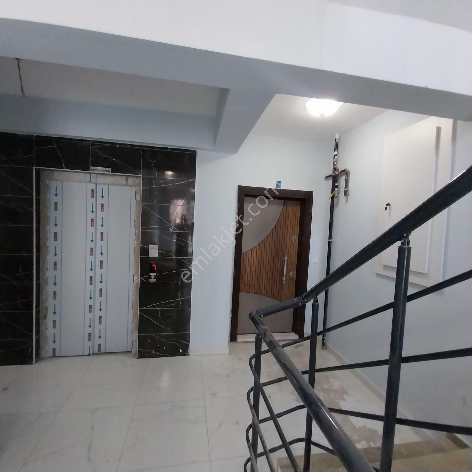 Meram Uluırmakta Satlık 3+1 Lüksarakat Daire 124 M2 Net - Görsel 21