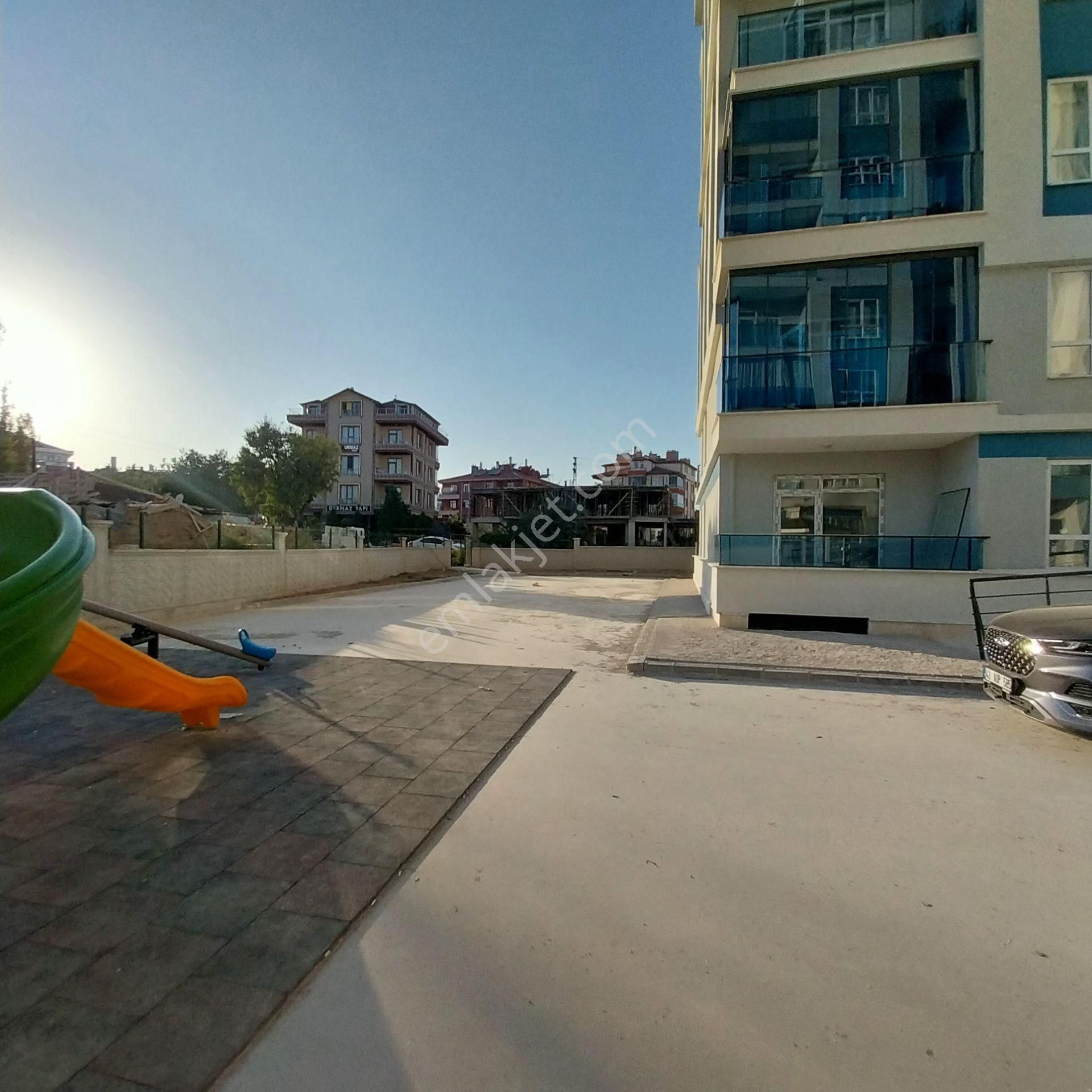 Meram Uluırmakta Satlık 3+1 Lüksarakat Daire 124 M2 Net - Görsel 25