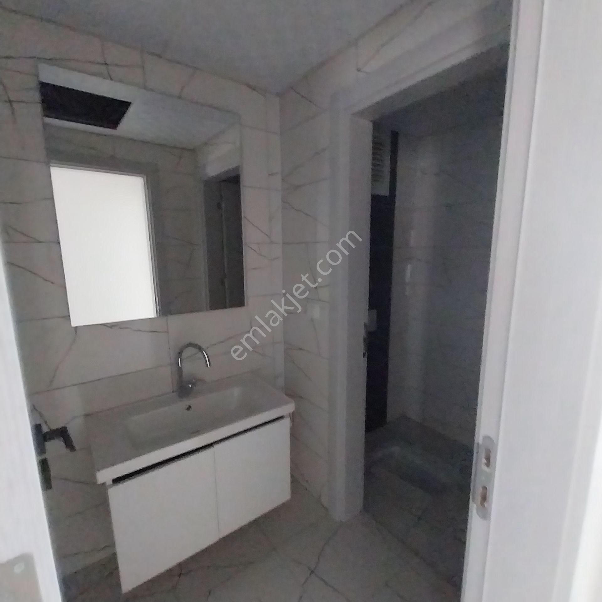 Meram Uluırmakta Satlık 3+1 Lüksarakat Daire 124 M2 Net - Görsel 18