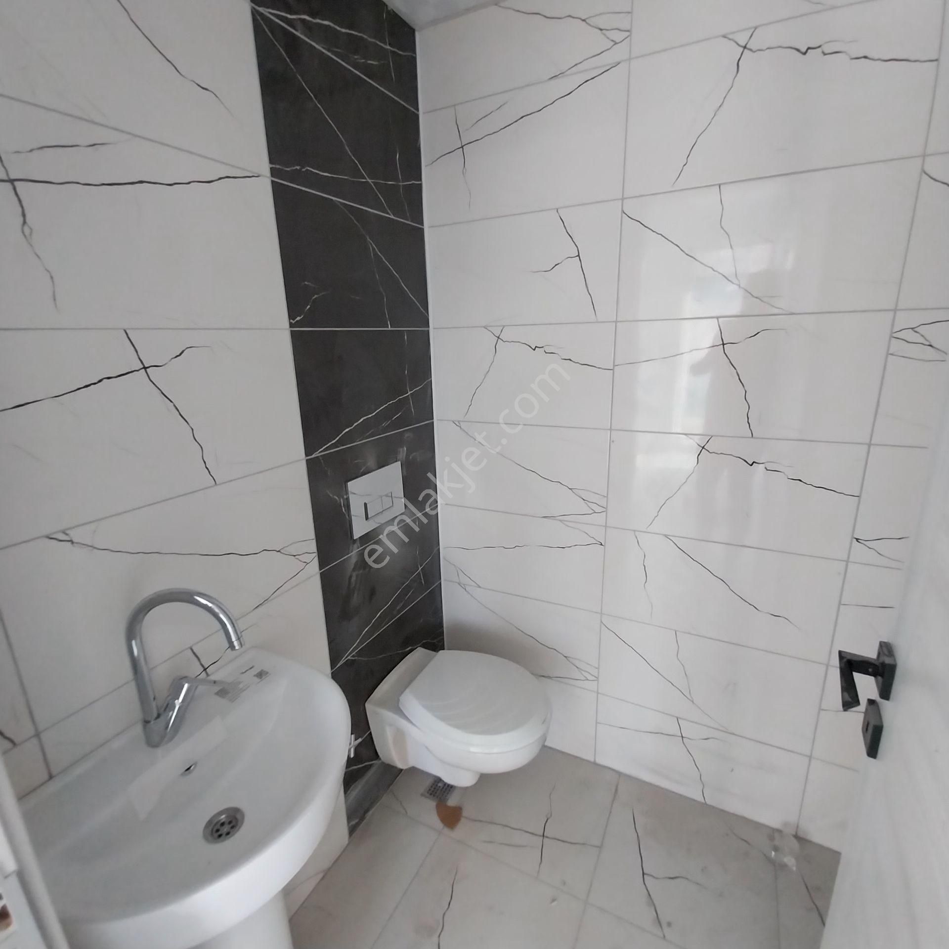 Meram Uluırmakta Satlık 3+1 Lüksarakat Daire 124 M2 Net - Görsel 19