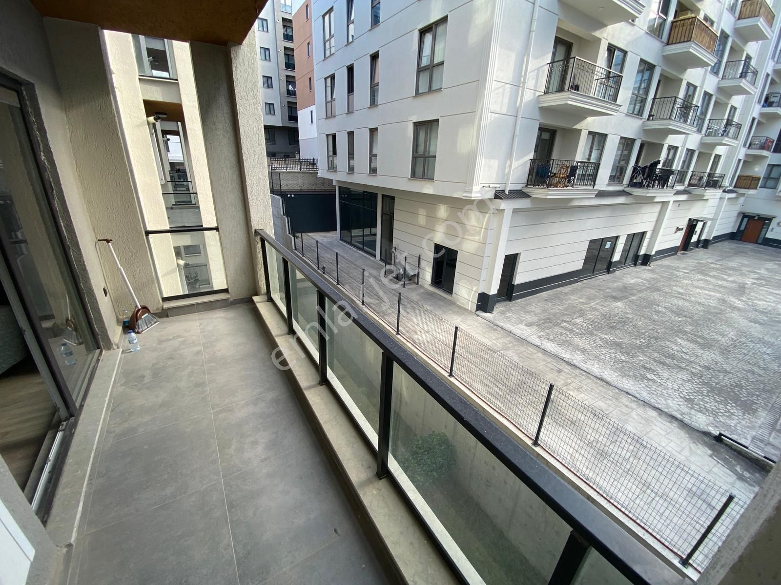 Nfs'den Bursa Nilüfer Dumlupınar'da Avlu Görükle 3 Sitesinde 1+1 Kiralık Eşyalı Geniş Daire - Görsel 20