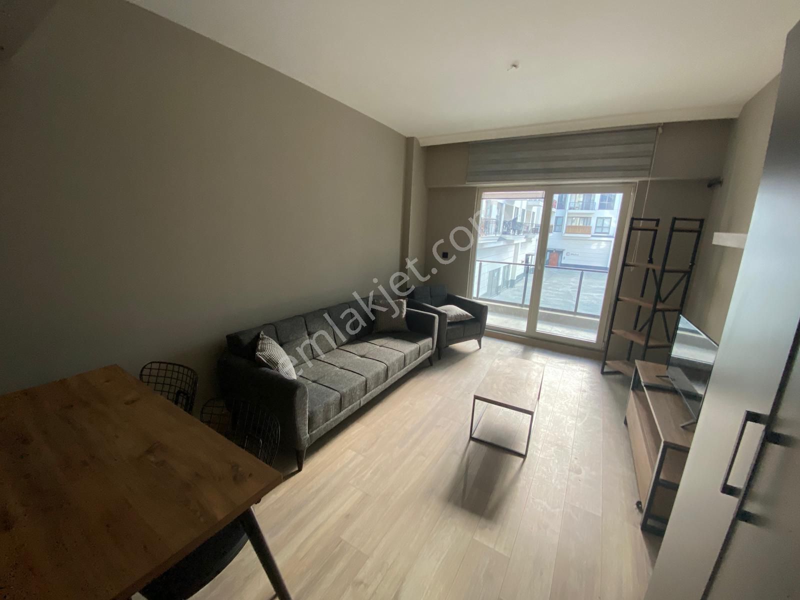Nfs'den Bursa Nilüfer Dumlupınar'da Avlu Görükle 3 Sitesinde 1+1 Kiralık Eşyalı Geniş Daire - Görsel 2