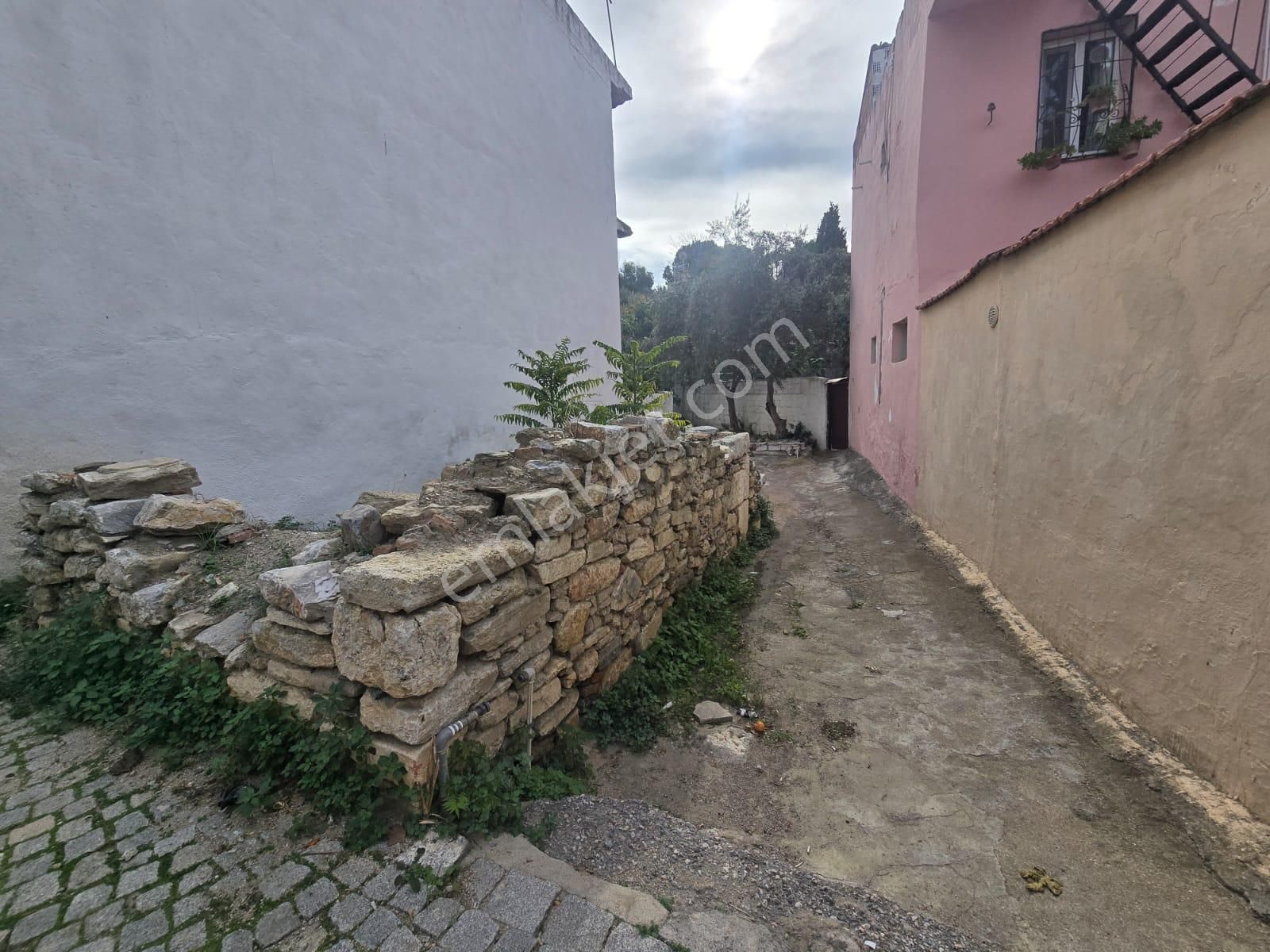 Satılık Arsa – Selçuk Atatürk Mahallesı - Görsel 8