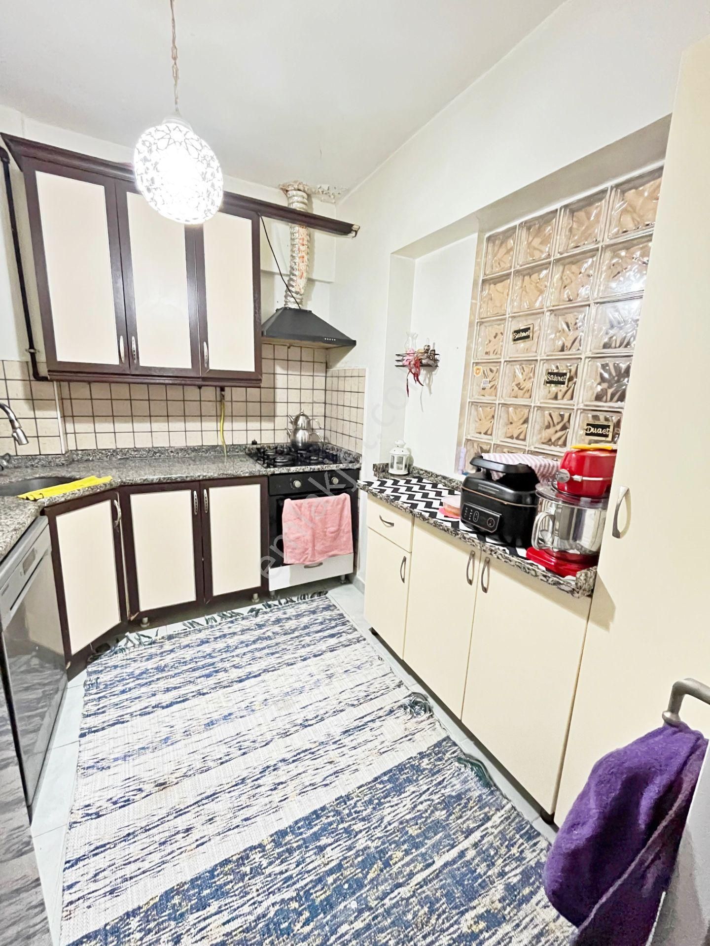 Üsküdar Bulgurlu Cumhuriyet Mah Satılık Daire 3+1 Otoparklı Kaizen Kök Emlak - Görsel 9