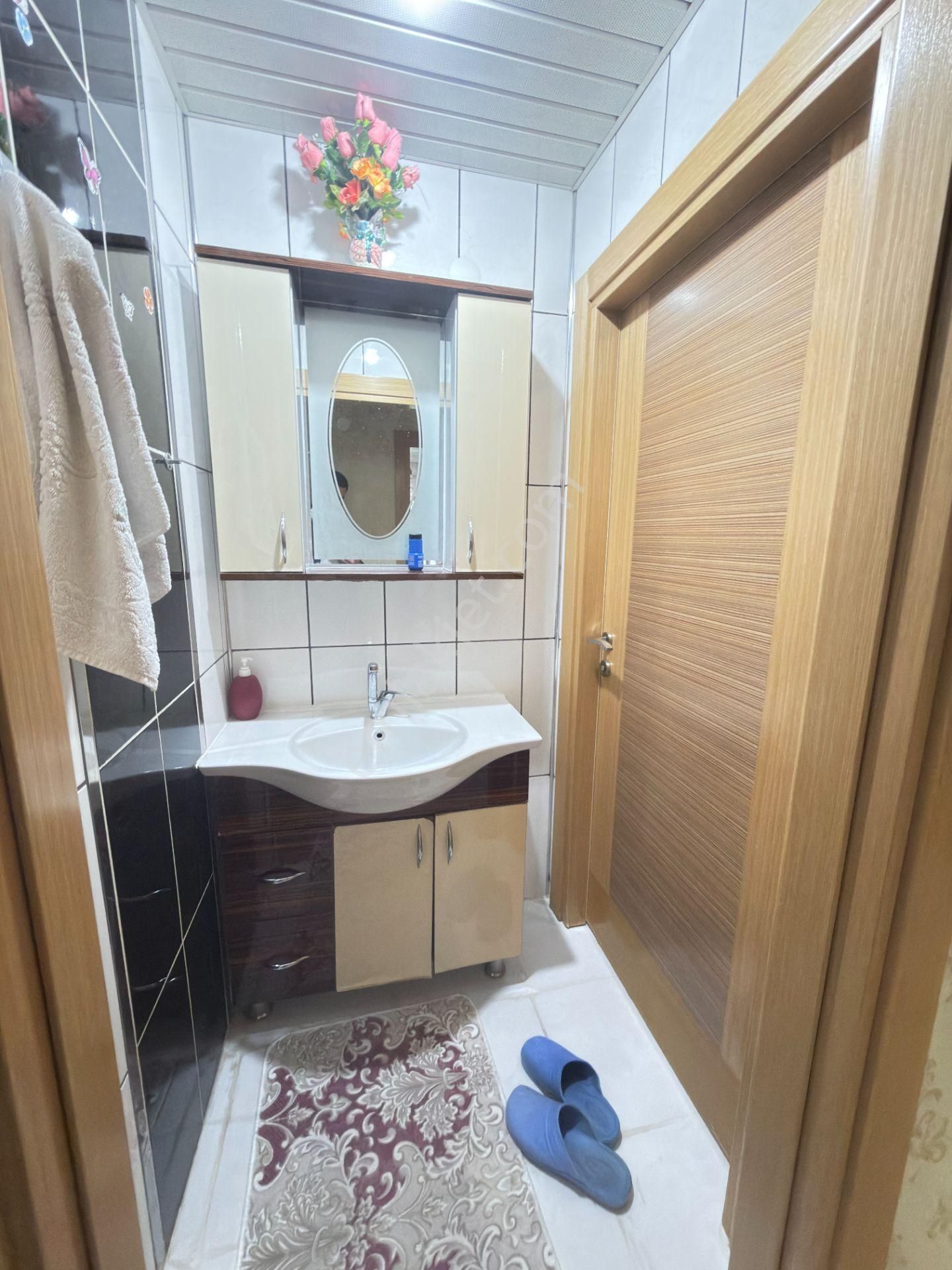 İmir Emlak'tan Merkezi Konumda 4+1 Satılık Daire - Görsel 13