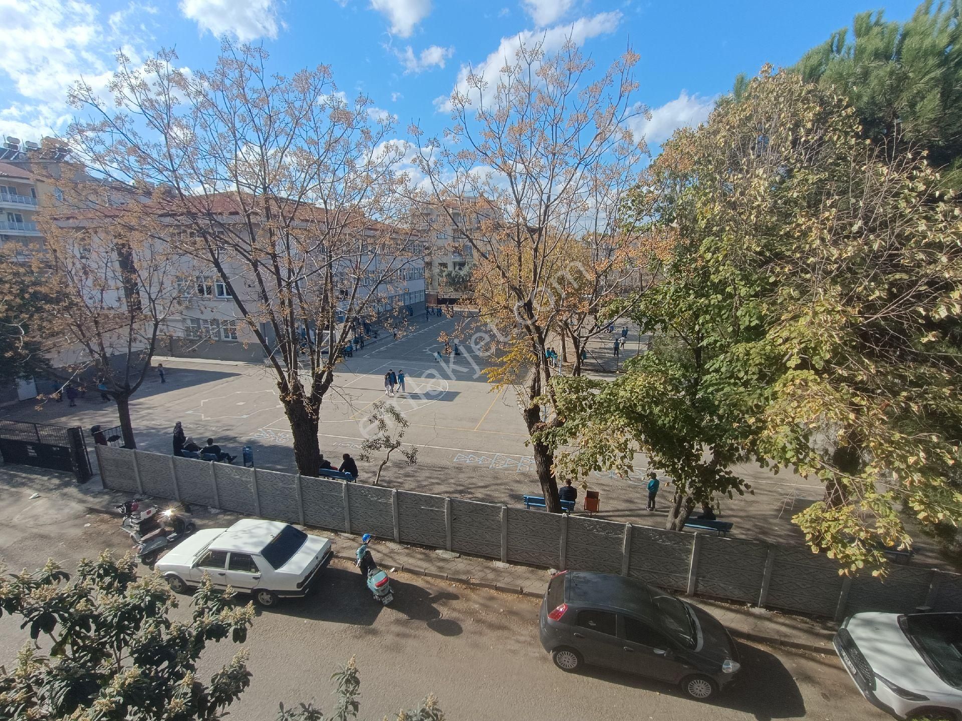 Halide Edip İ.ö Okulu Karşısı Satılık 3+1 Daire - Görsel 22