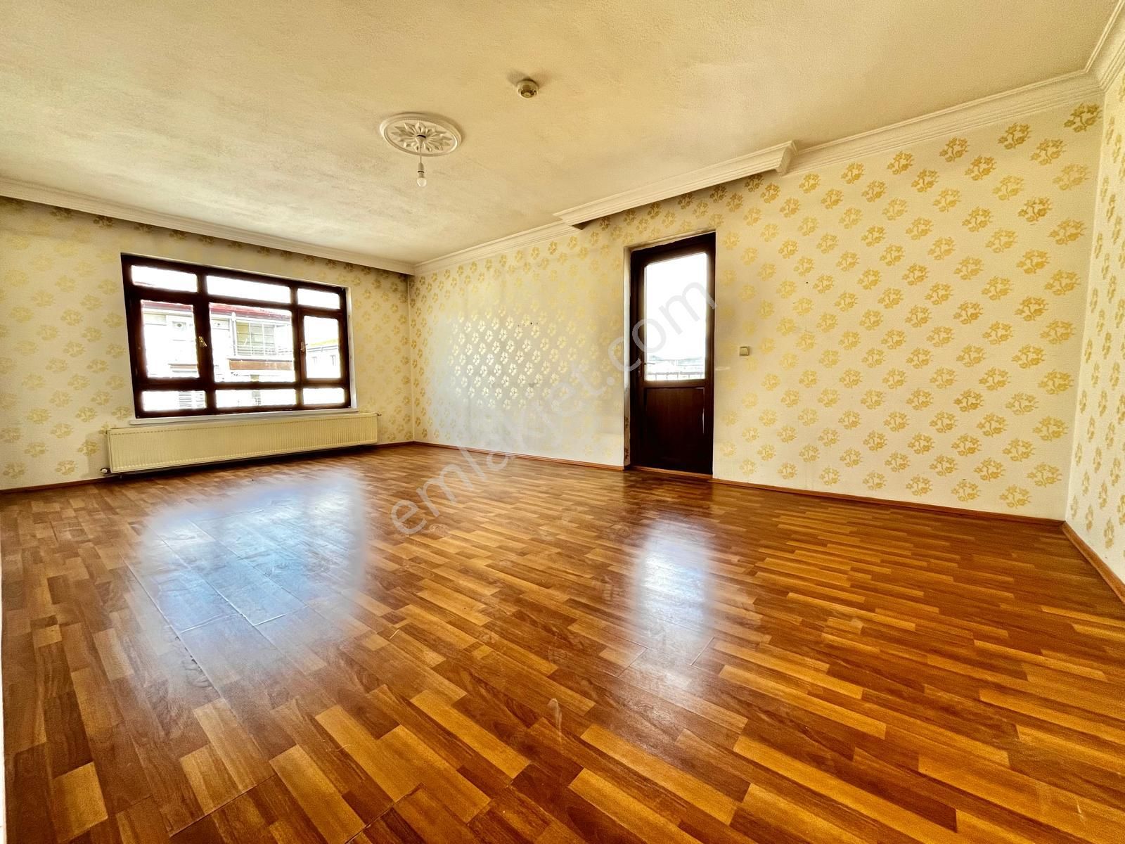 Karapürçek'te Külliye Yakınında Önü Açık 3+1 Çift Balkonlu Satılık Daire !! - Görsel 22