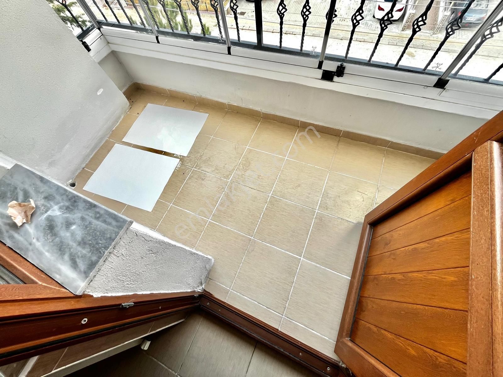 Karapürçek'te Külliye Yakınında Önü Açık 3+1 Çift Balkonlu Satılık Daire !! - Görsel 30