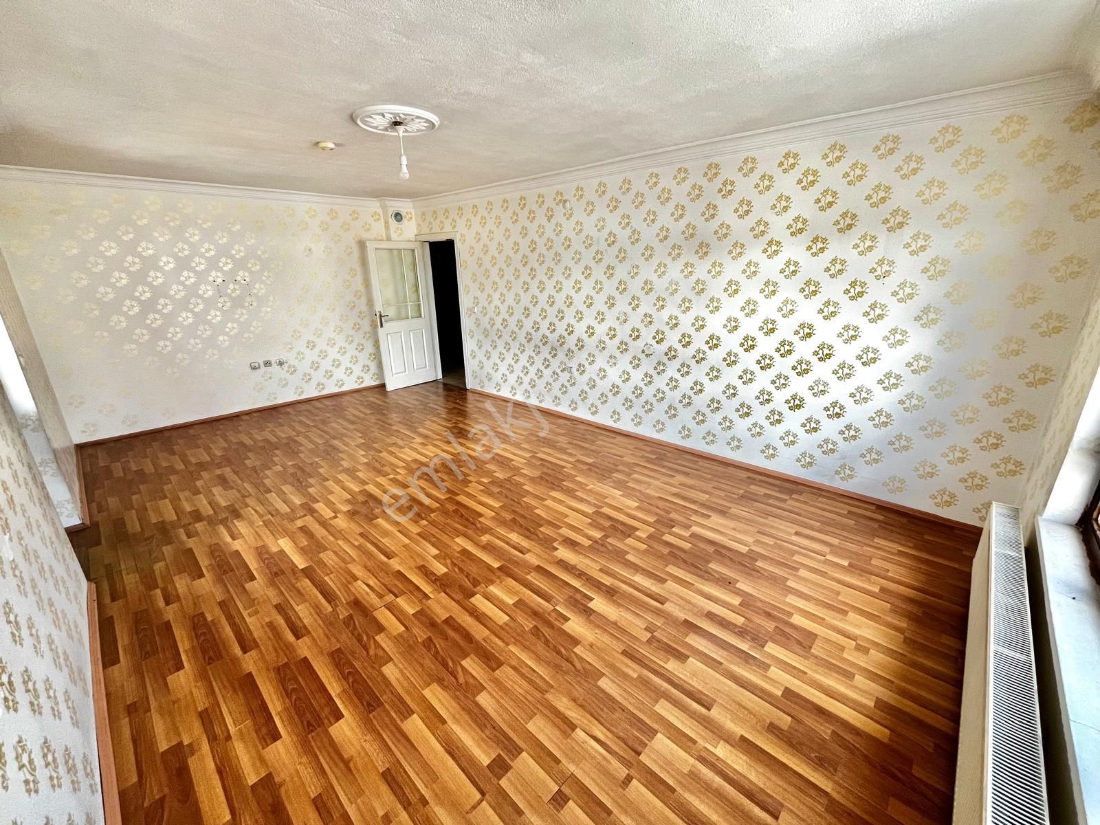 Karapürçek'te Külliye Yakınında Önü Açık 3+1 Çift Balkonlu Satılık Daire !! - Görsel 25