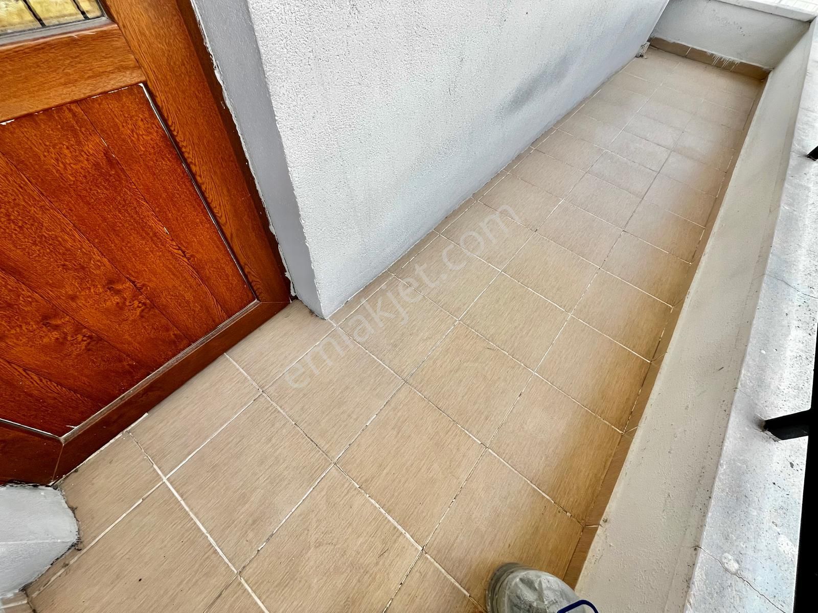 Karapürçek'te Külliye Yakınında Önü Açık 3+1 Çift Balkonlu Satılık Daire !! - Görsel 12