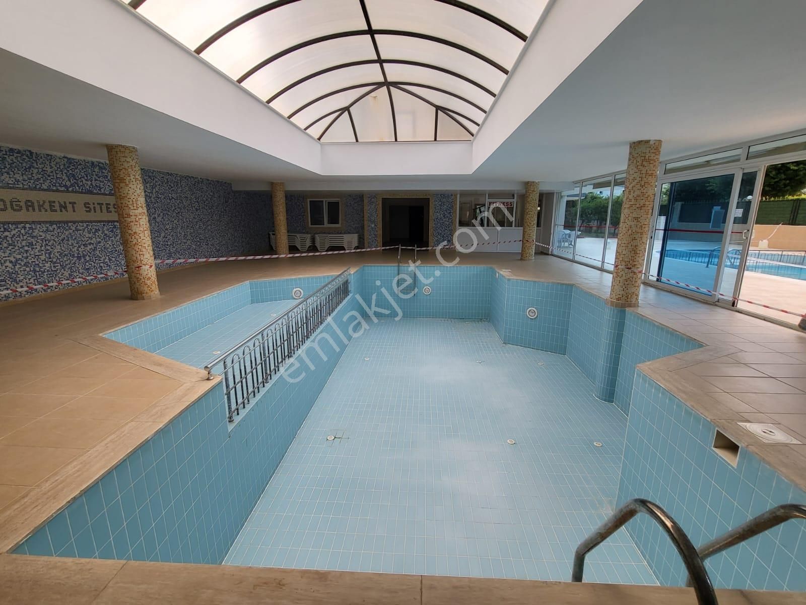 1+1 Eşyalı Satılık Daire Site İçinde Full Aktiviteli Avsallar Alanya - Görsel 27