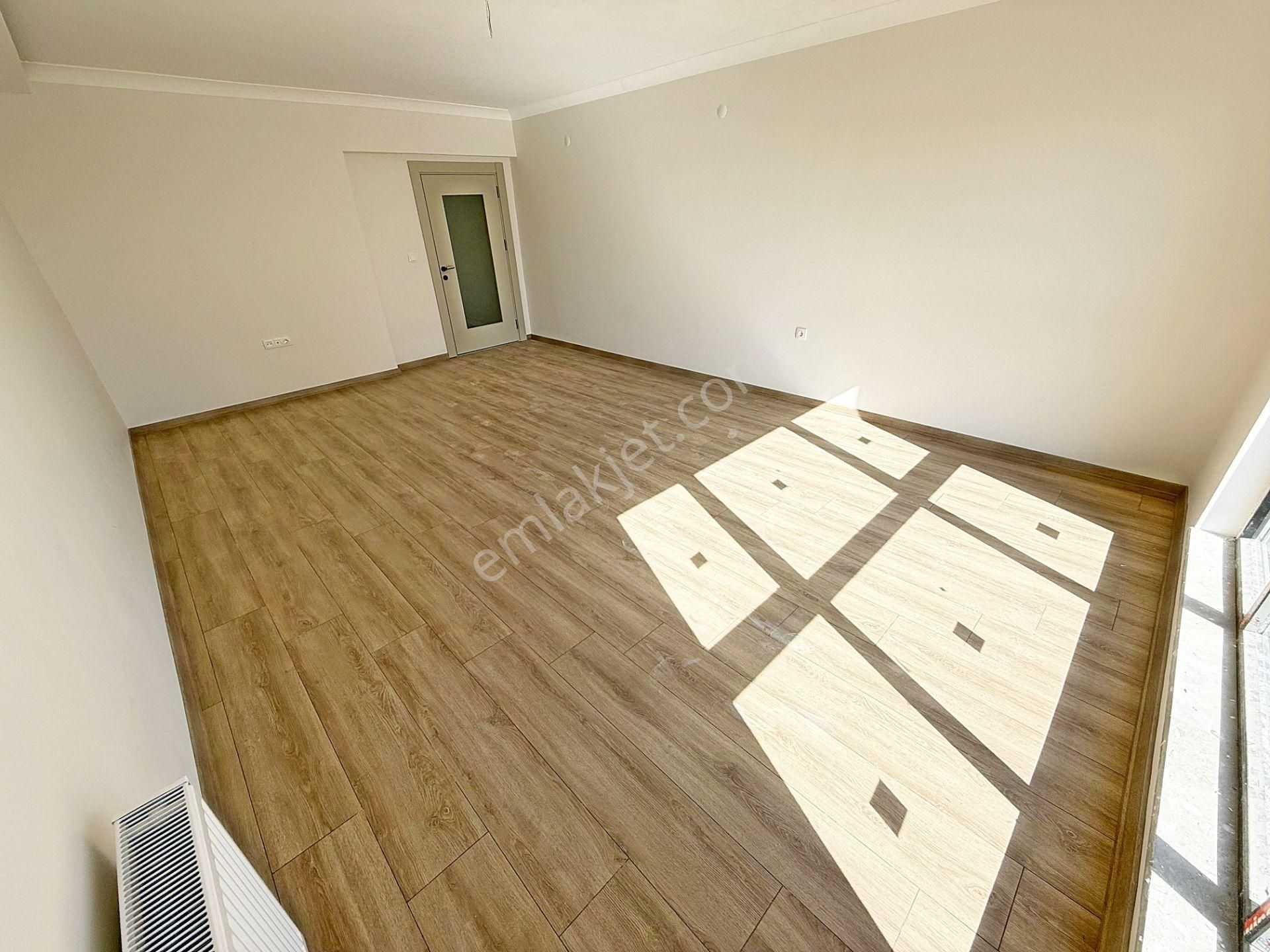 Kayalar'da Sıfır Binada Lüxs Yapılı Site İçerisinde 4+1 Daire - Görsel 11