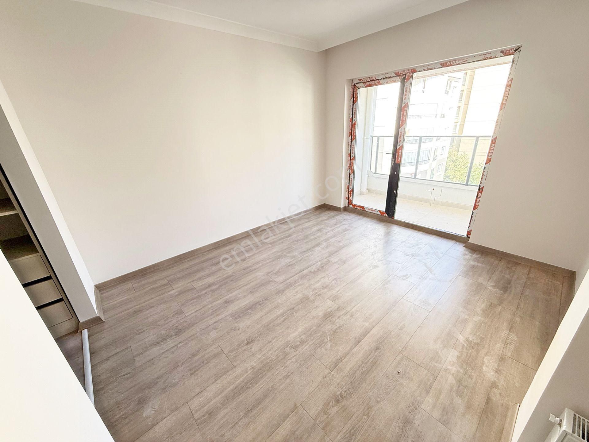 Kayalar'da Sıfır Binada Lüxs Yapılı Site İçerisinde 4+1 Daire - Görsel 14