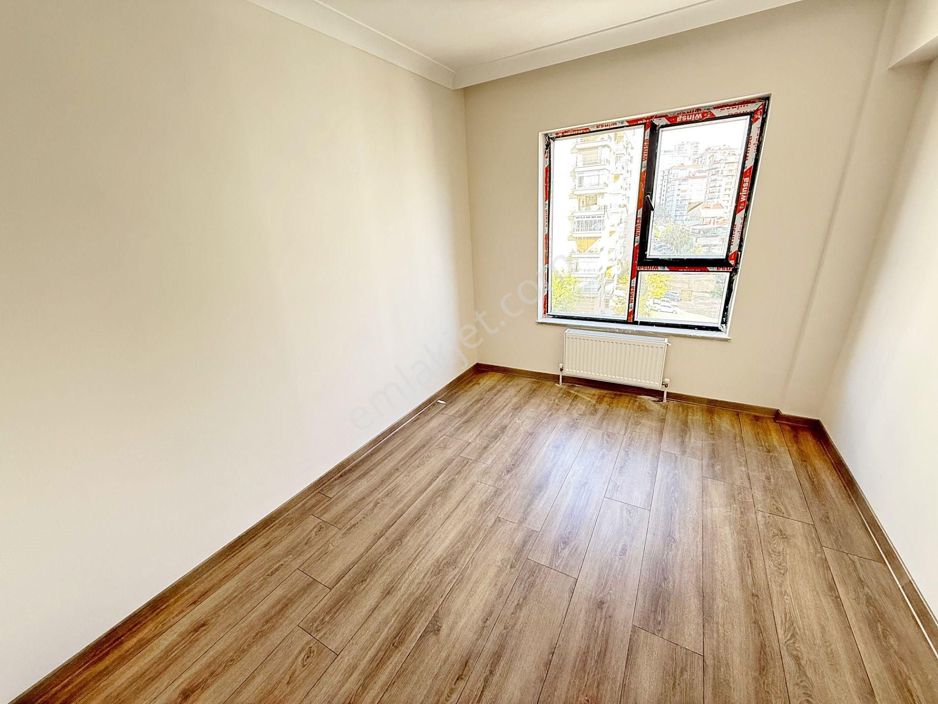 Kayalar'da Sıfır Binada Lüxs Yapılı Site İçerisinde 4+1 Daire - Görsel 21